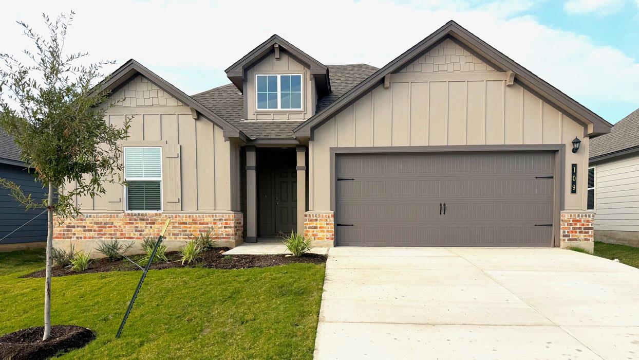 109 Little Green Trl, Jarrell, TX 76537