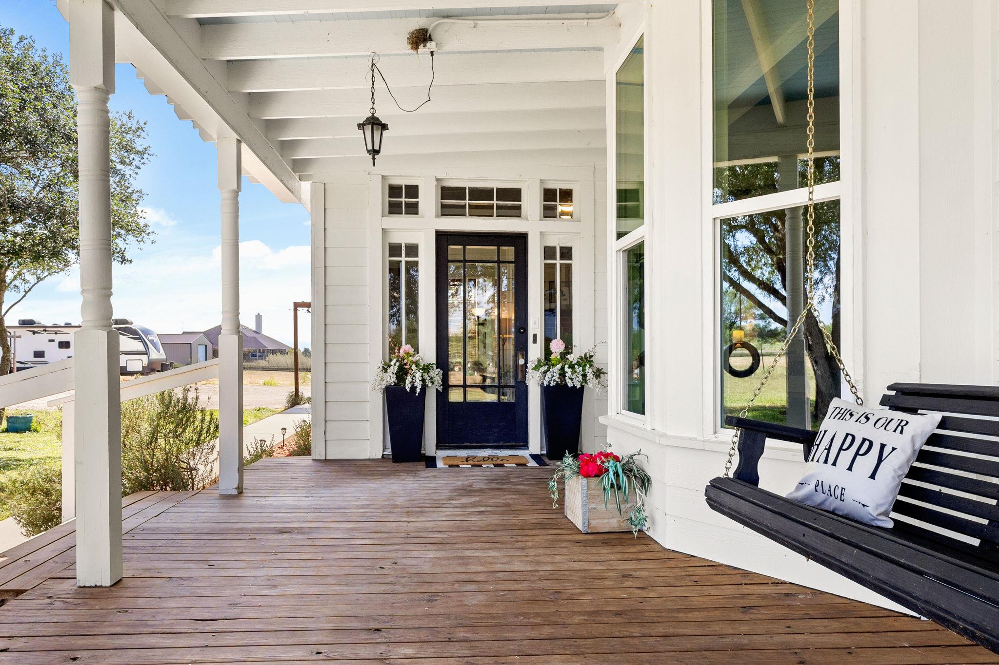 6673 Center Point Rd, San Marcos, TX 78666