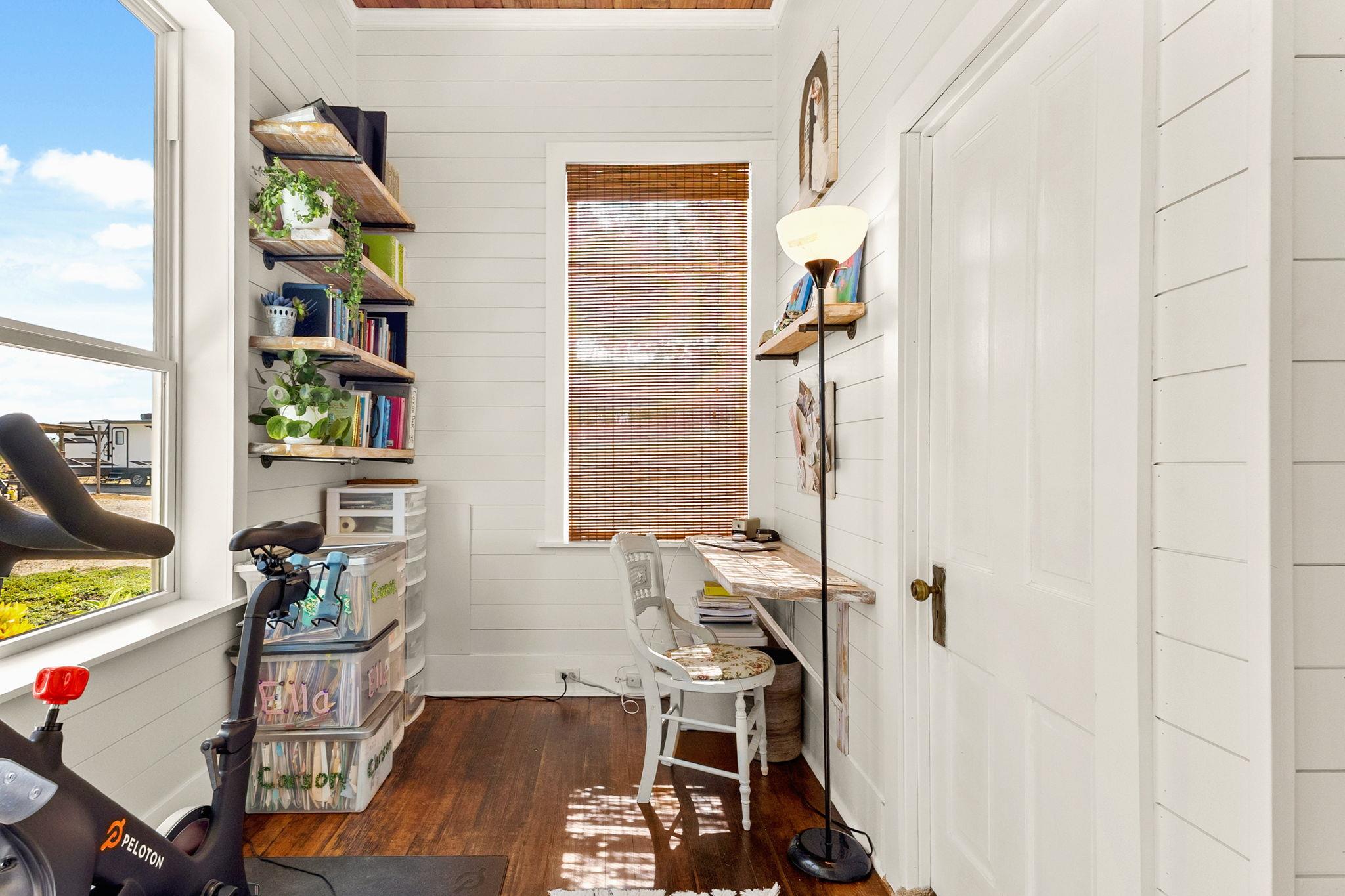 6673 Center Point Rd, San Marcos, TX 78666