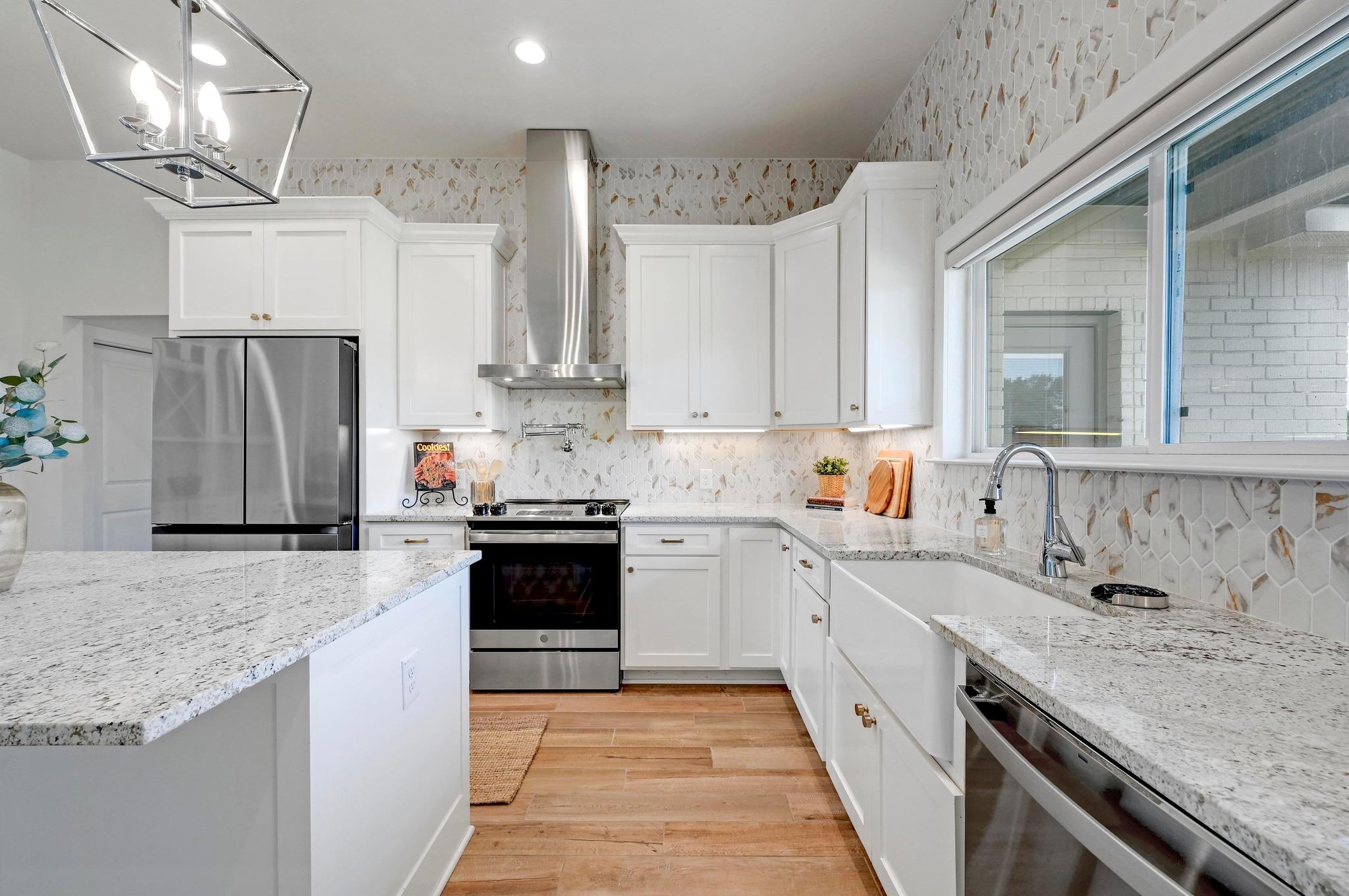 105 Jacob Dearing St, Blanco, TX 78606