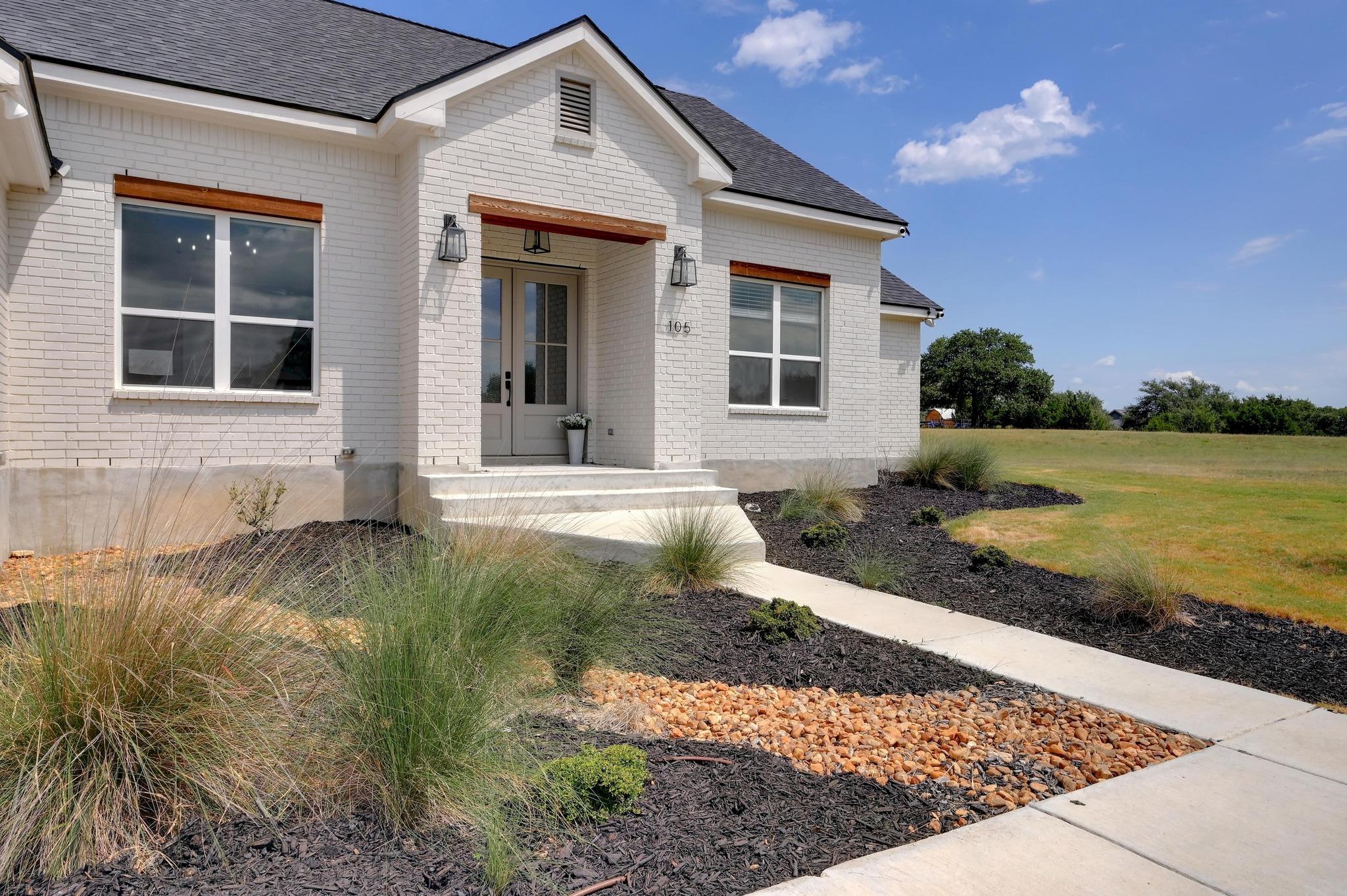 105 Jacob Dearing St, Blanco, TX 78606