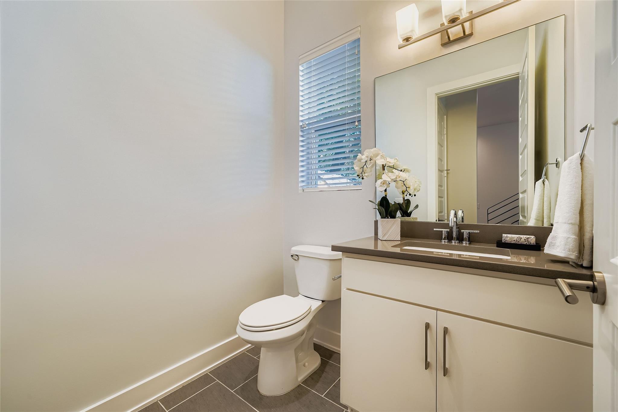 405 W Croslin St, Austin, TX 78752