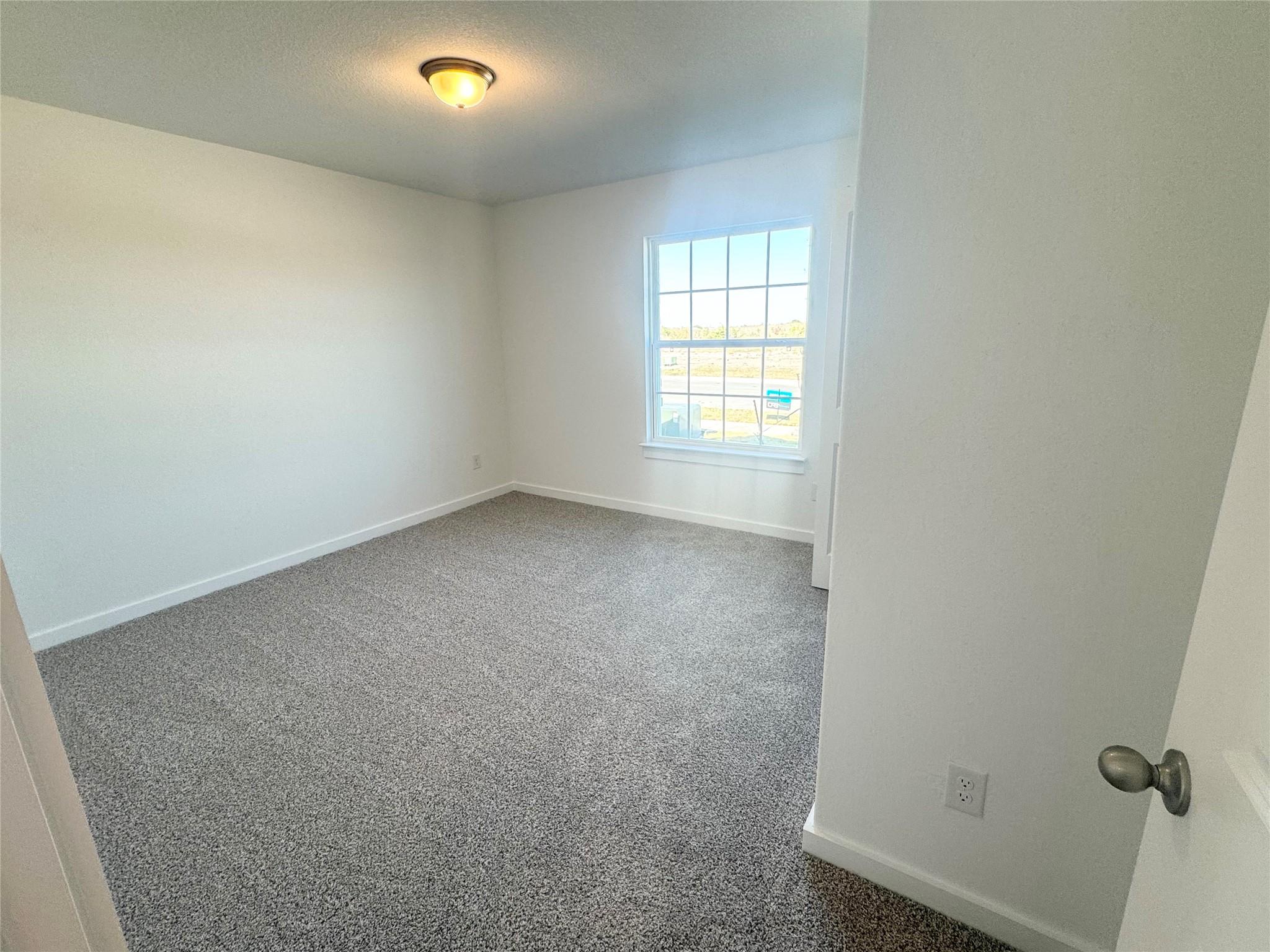 136 Hazy View Rd, San Marcos, TX 78666