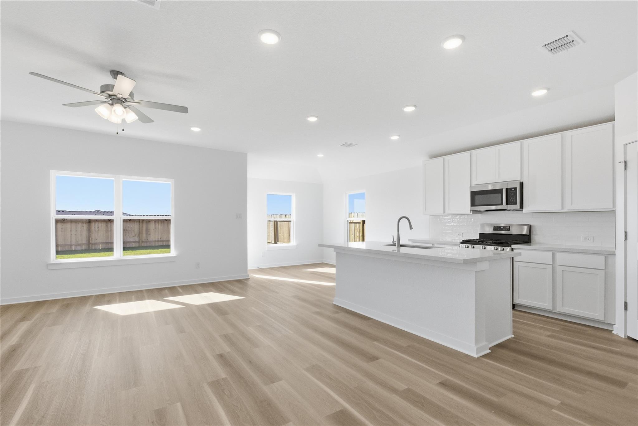 136 Hazy View Rd, San Marcos, TX 78666