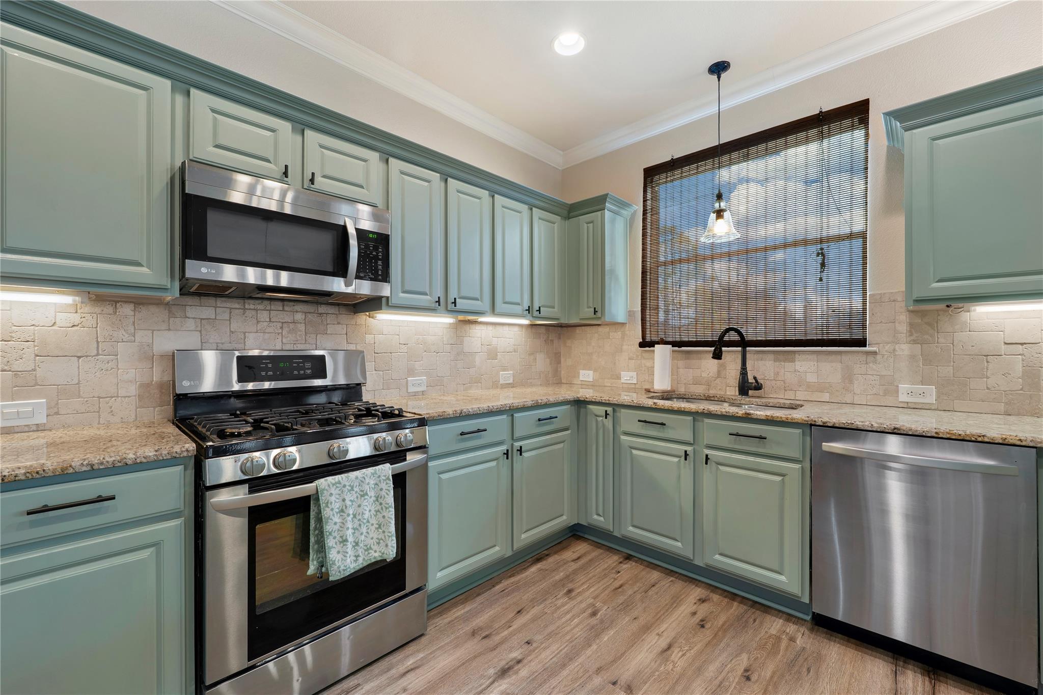 106 Remington Run, Bastrop, TX 78602