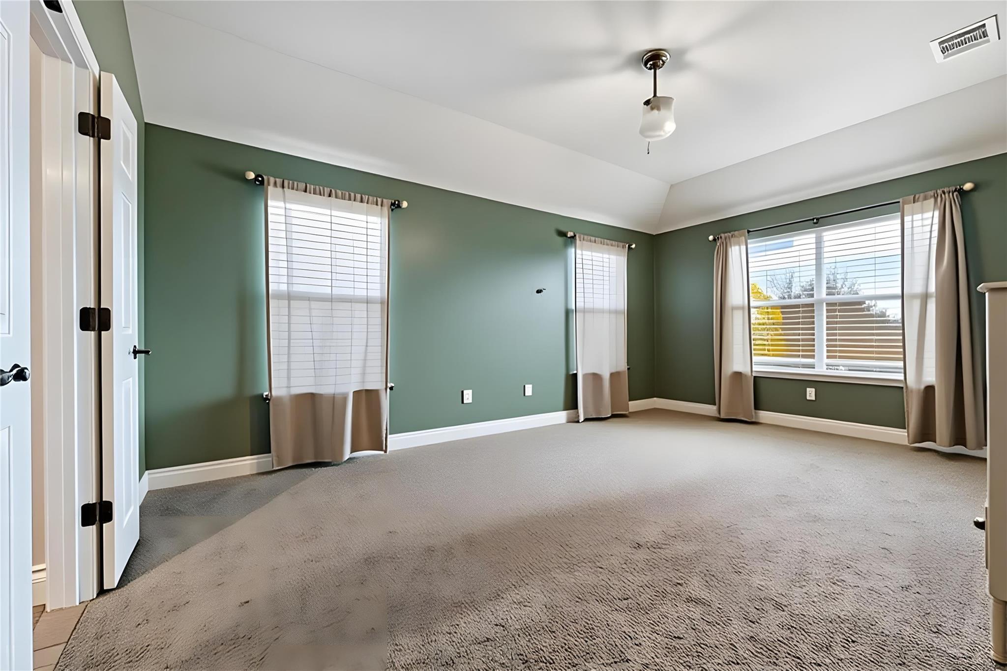 106 Remington Run, Bastrop, TX 78602