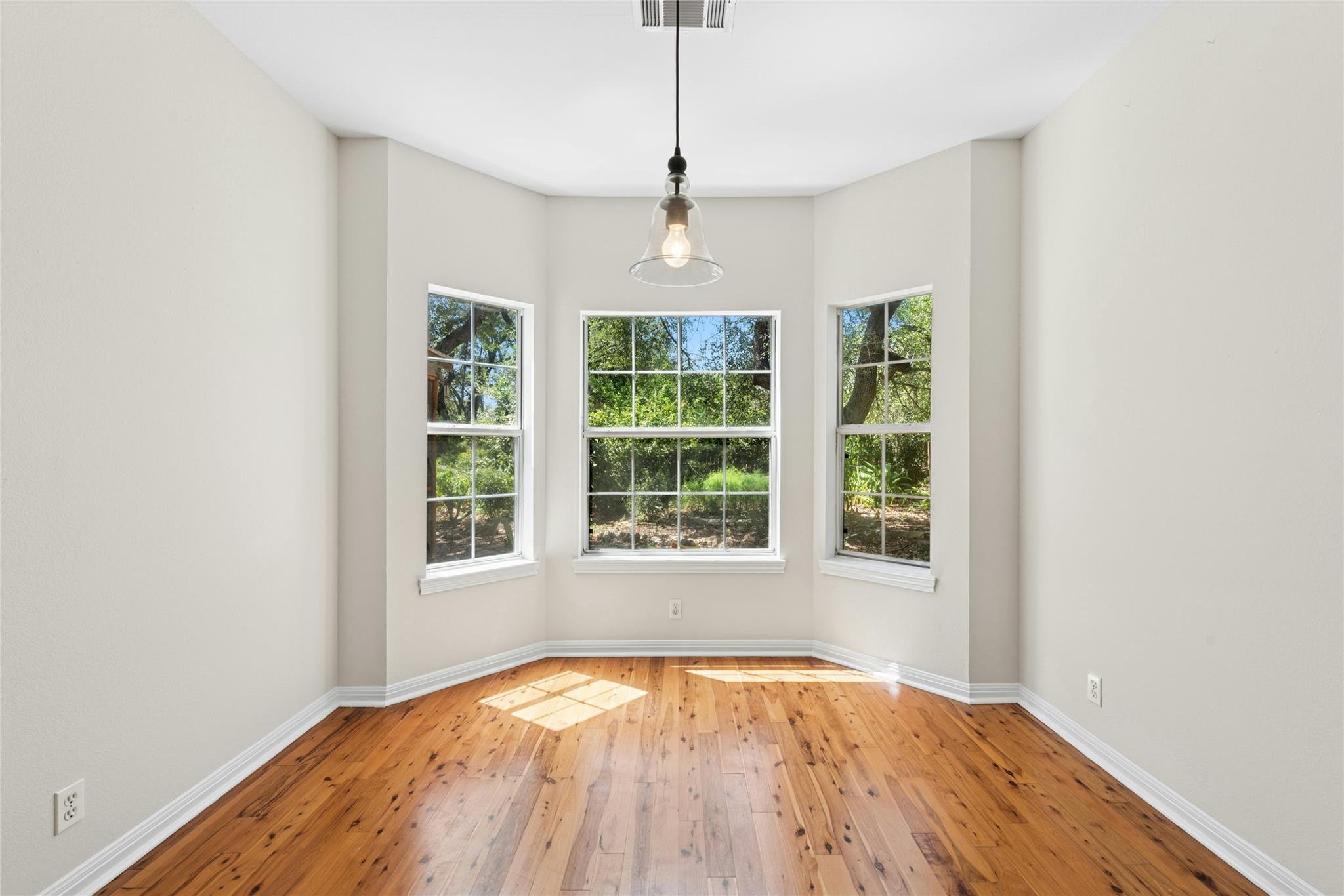 16301 Forest Way, Austin, TX 78734