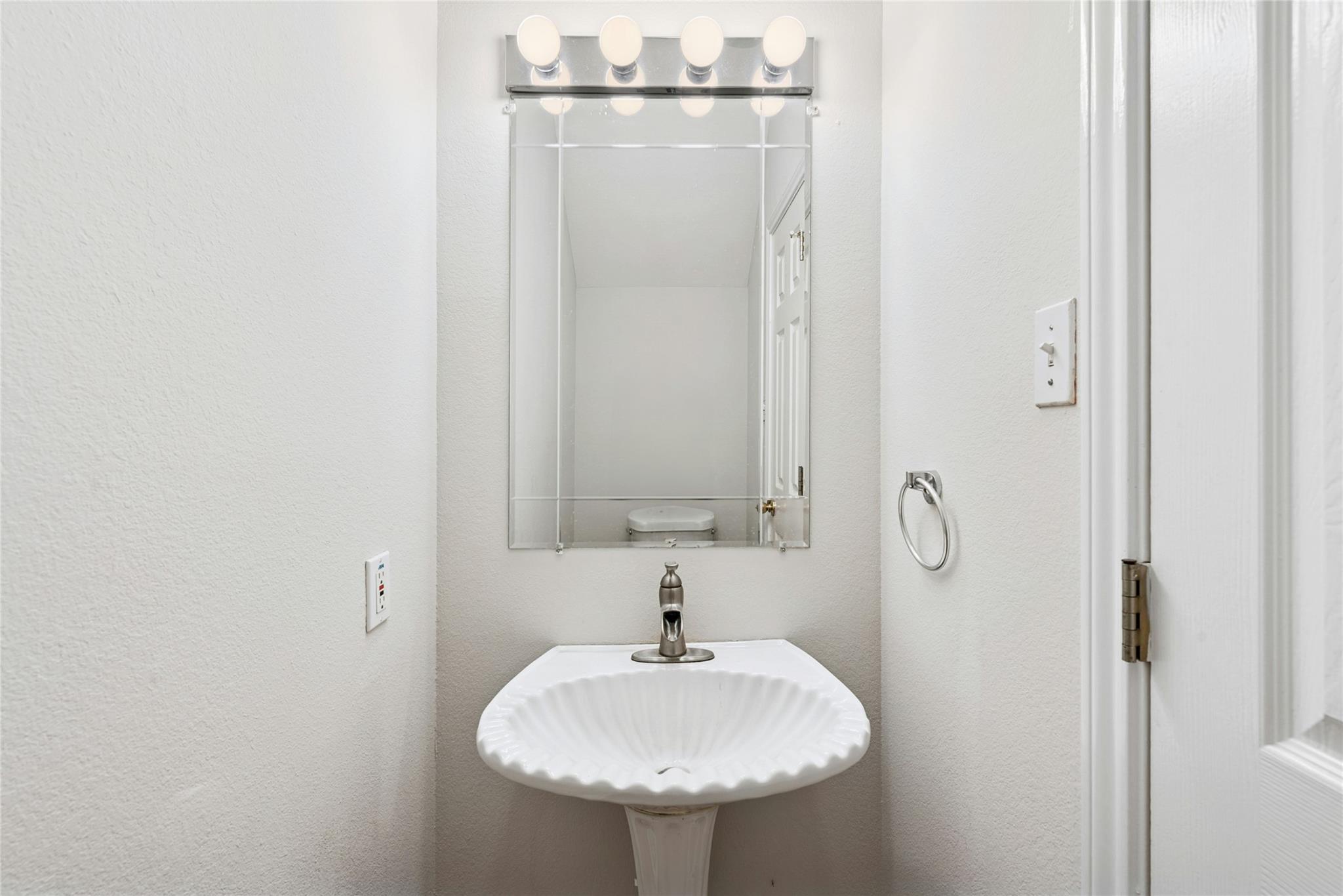 16301 Forest Way, Austin, TX 78734