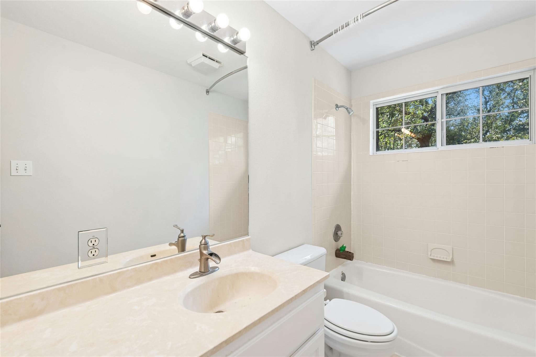 16301 Forest Way, Austin, TX 78734