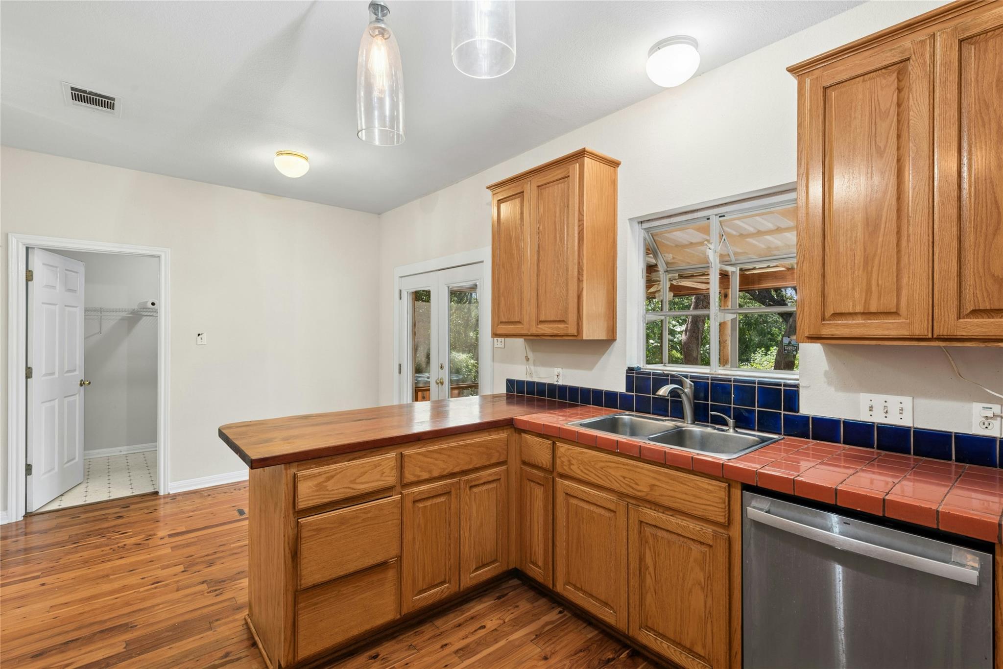 16301 Forest Way, Austin, TX 78734