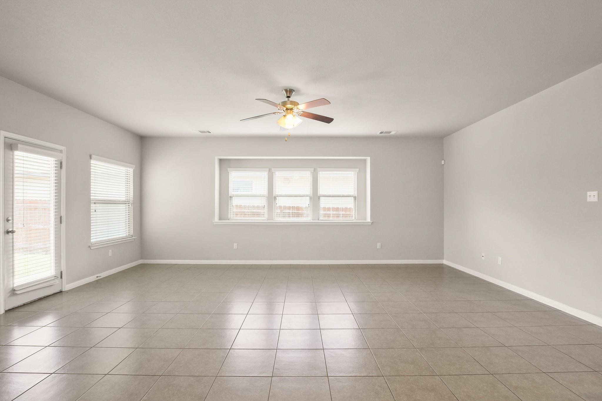 440 Canadian Springs Dr, Leander, TX 78641