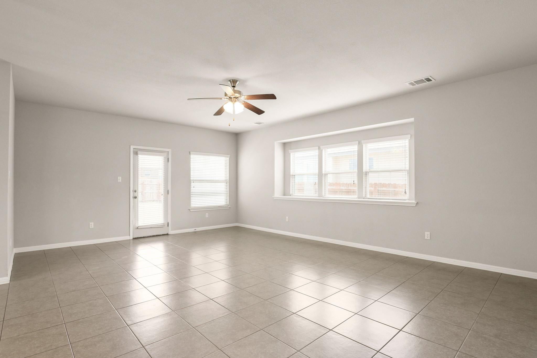 440 Canadian Springs Dr, Leander, TX 78641