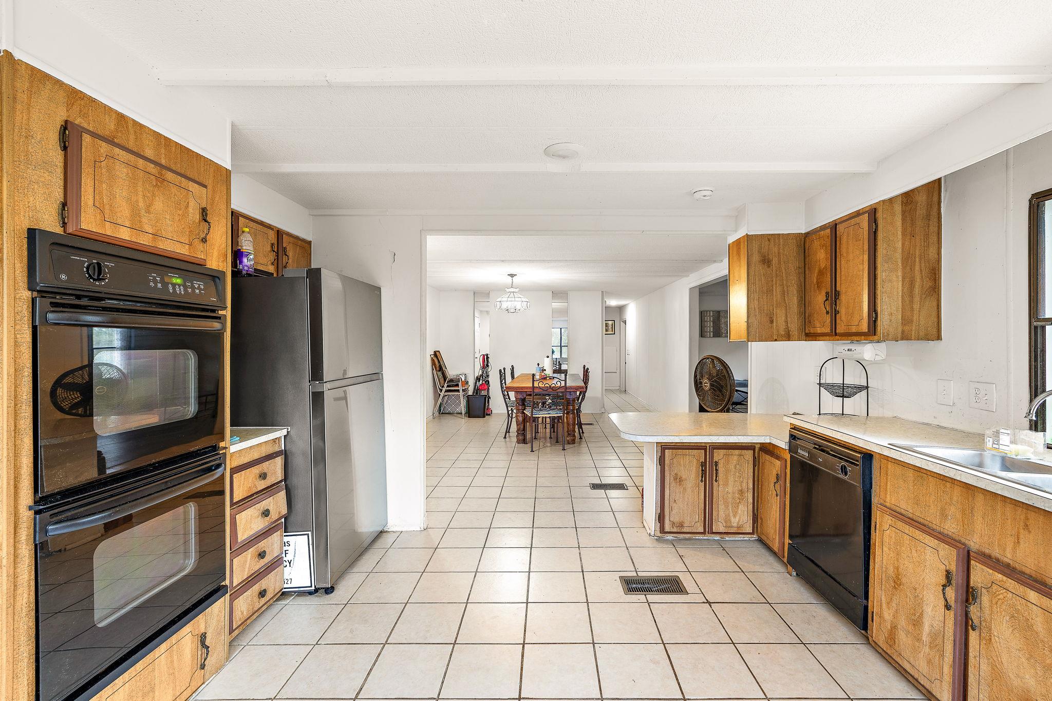 14504 Rock Cliff Dr, Leander, TX 78641