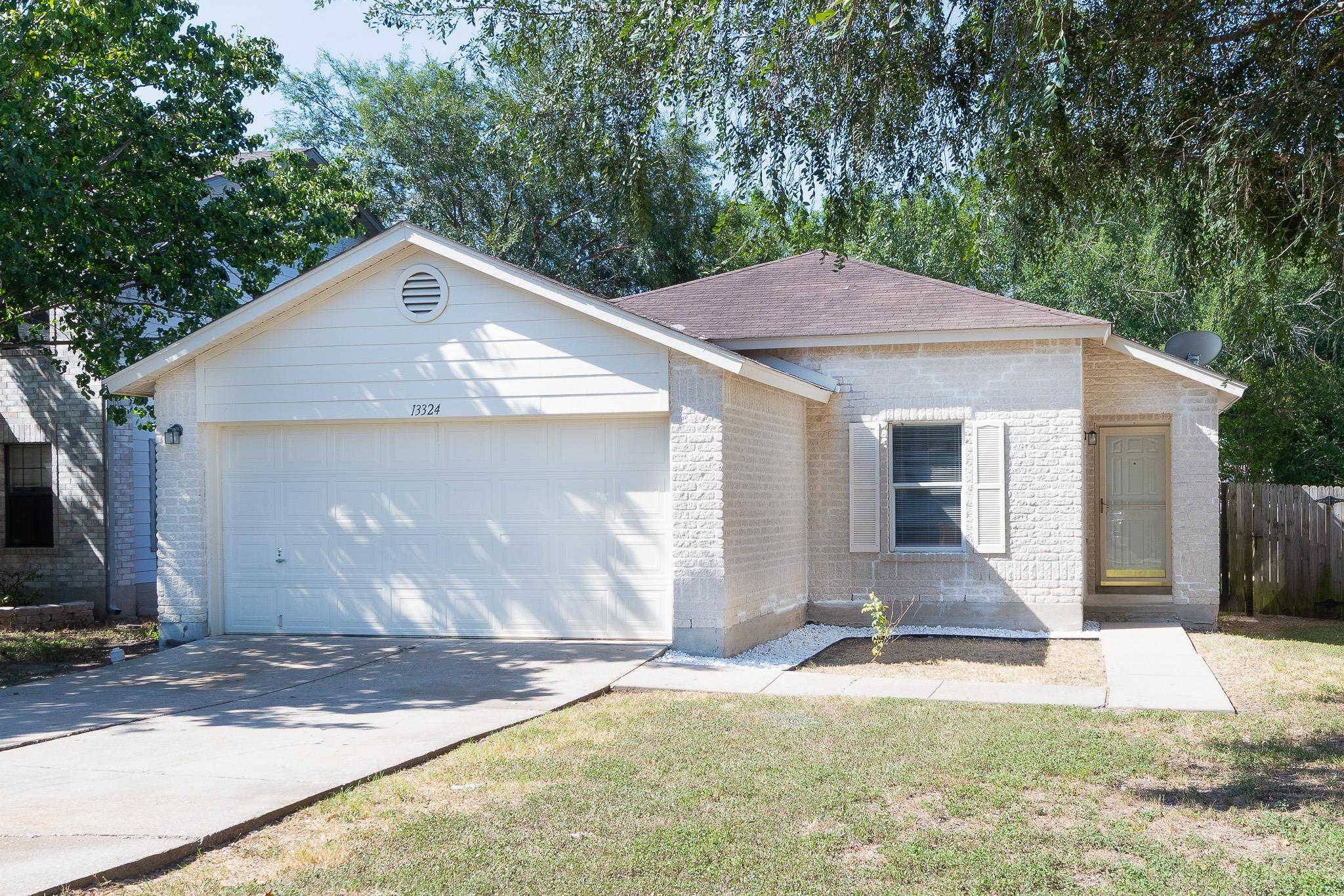 13324 Vizquel Loop, Del Valle, TX 78617