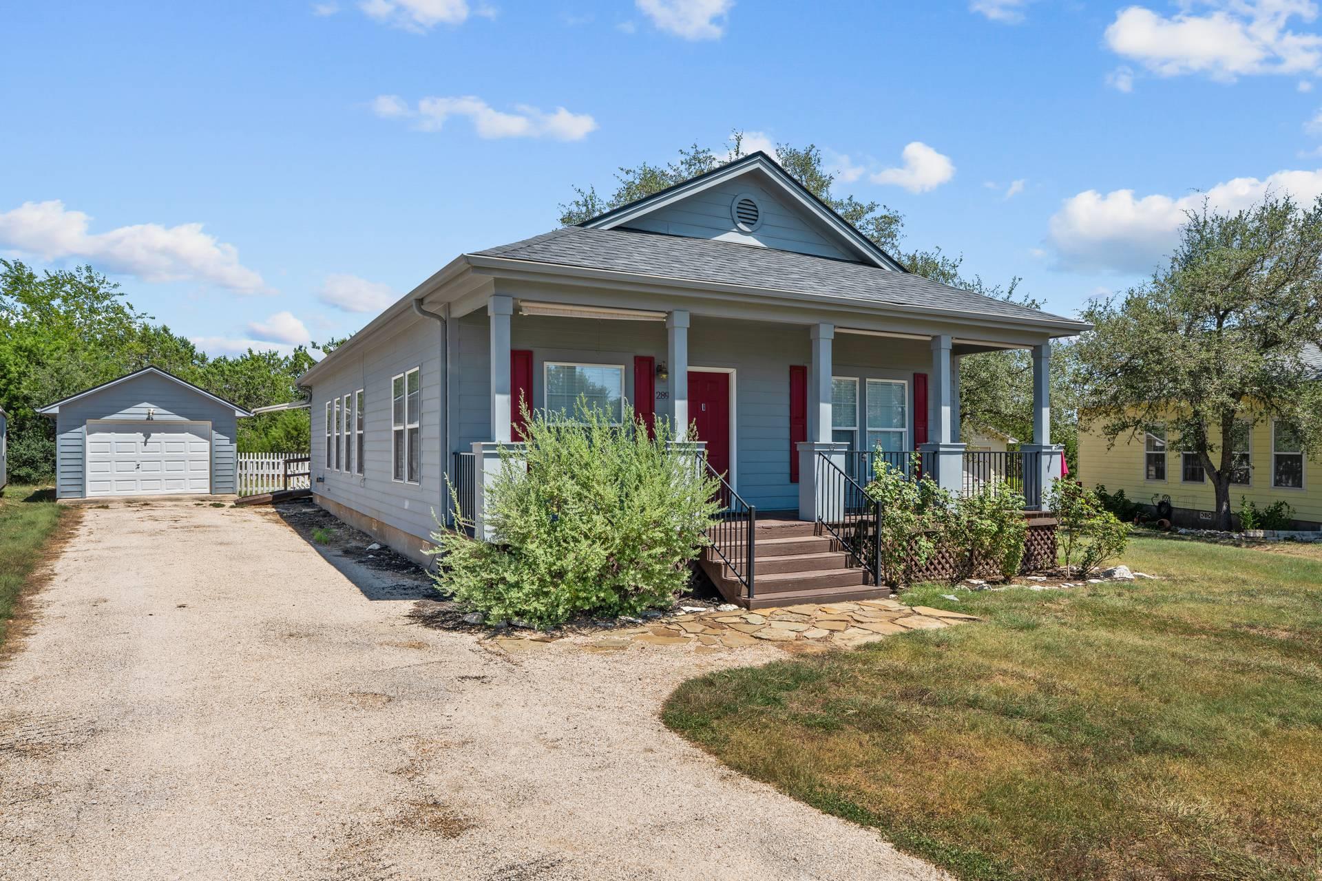 289 Heatherwood Dr, Driftwood, TX 78619