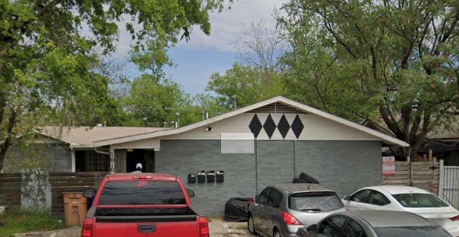 1010 N Meadows Dr, Austin, TX 78758
