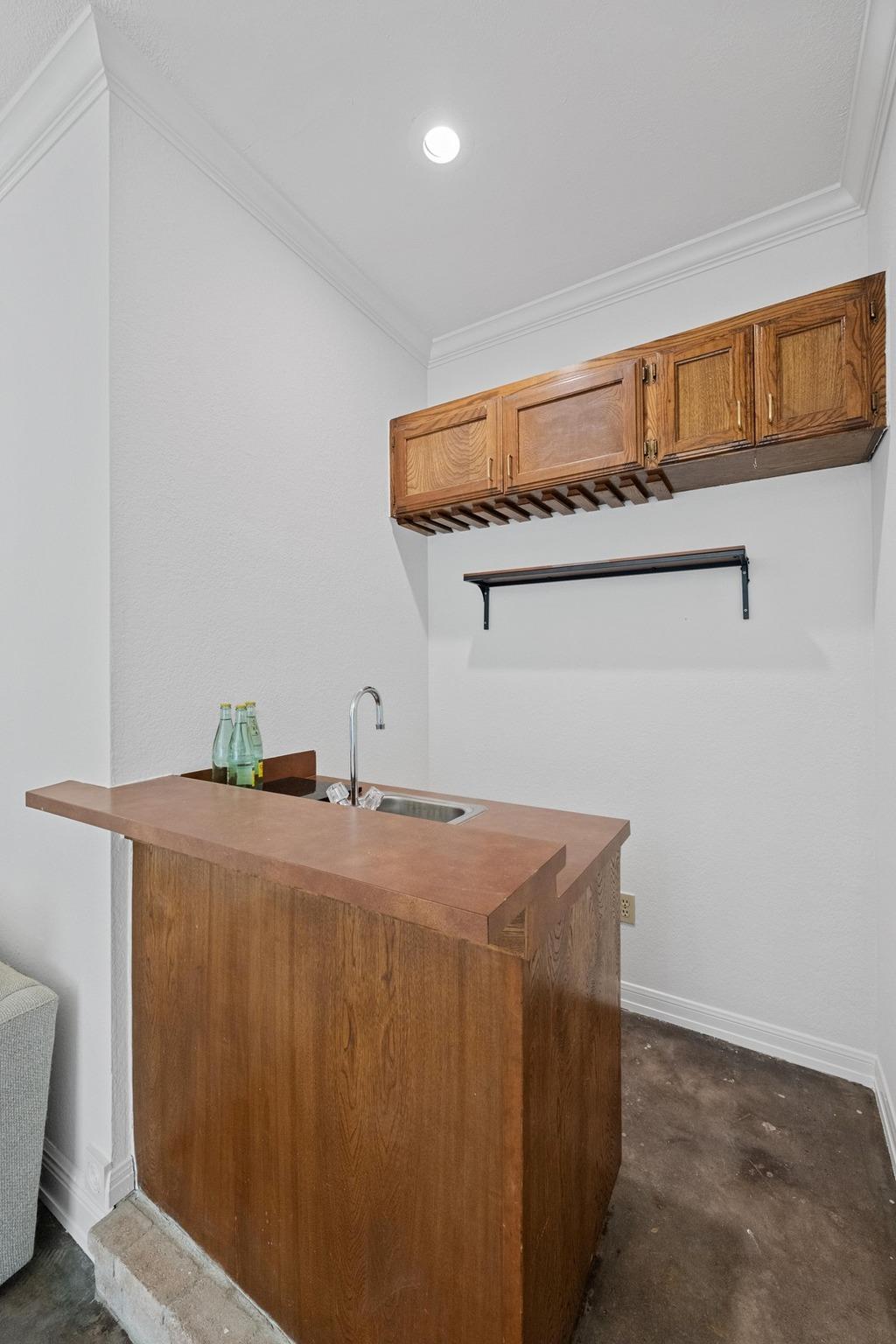 605 Canyon Wren Dr, Buda, TX 78610