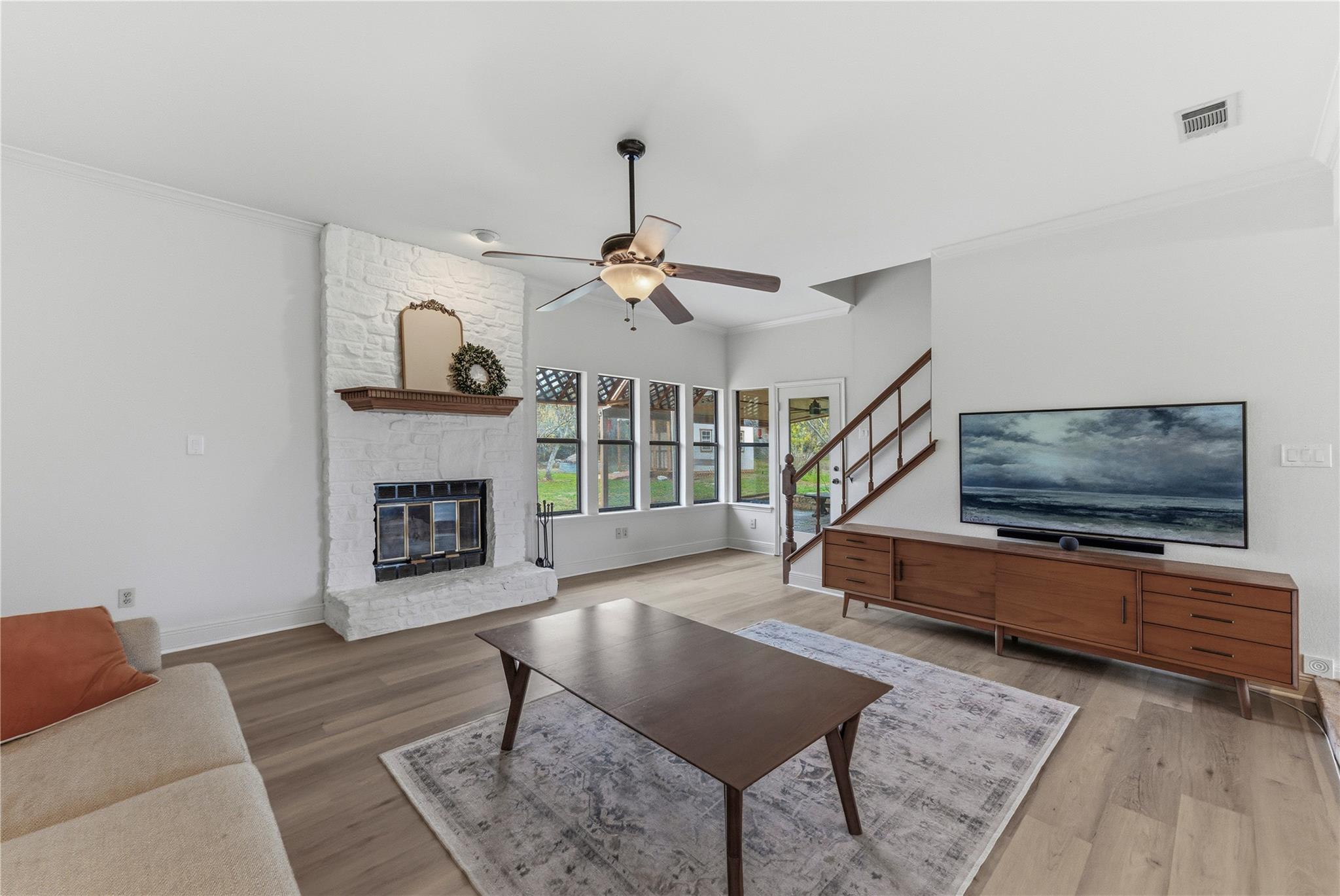 605 Canyon Wren Dr, Buda, TX 78610