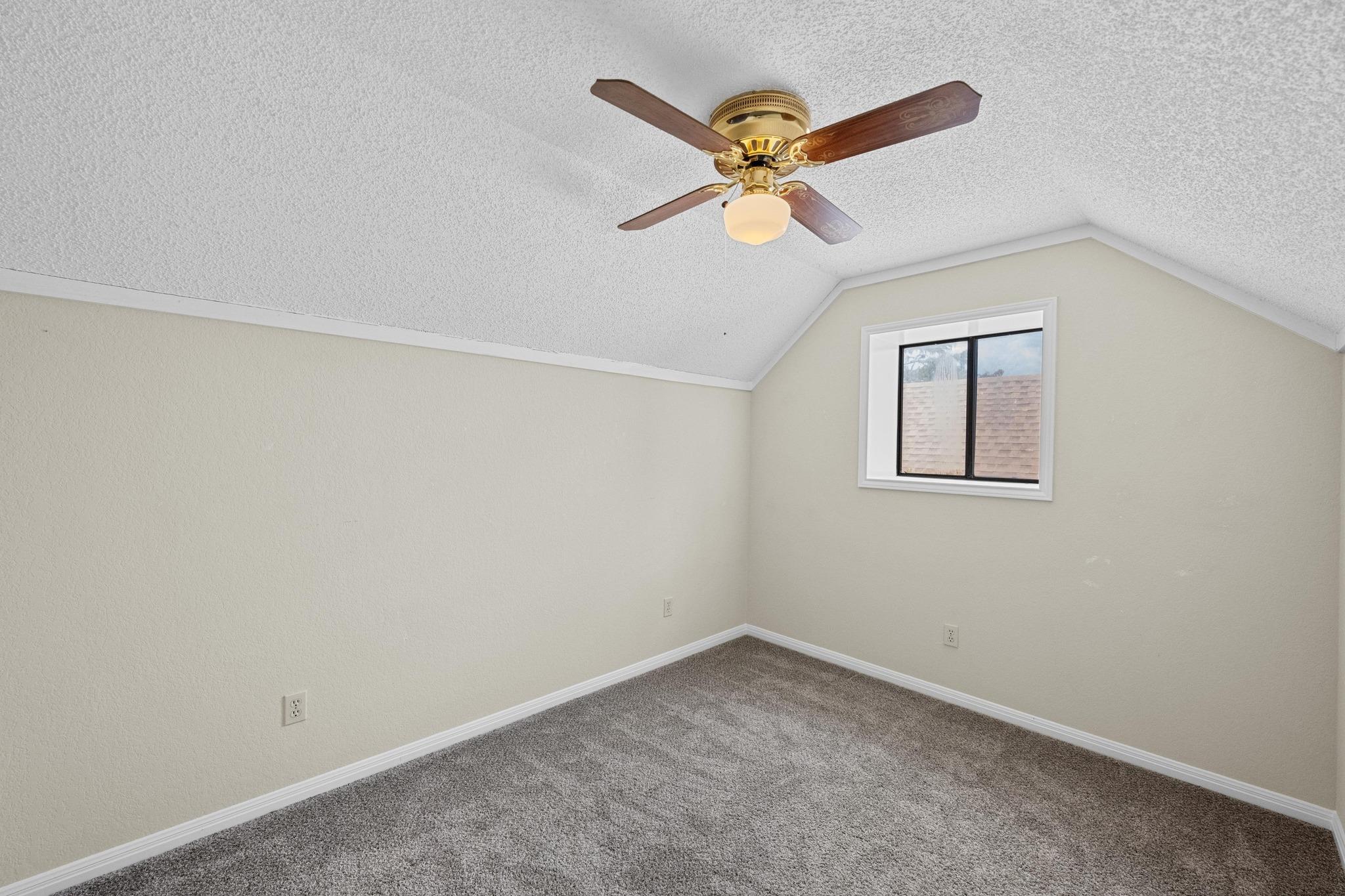 605 Canyon Wren Dr, Buda, TX 78610