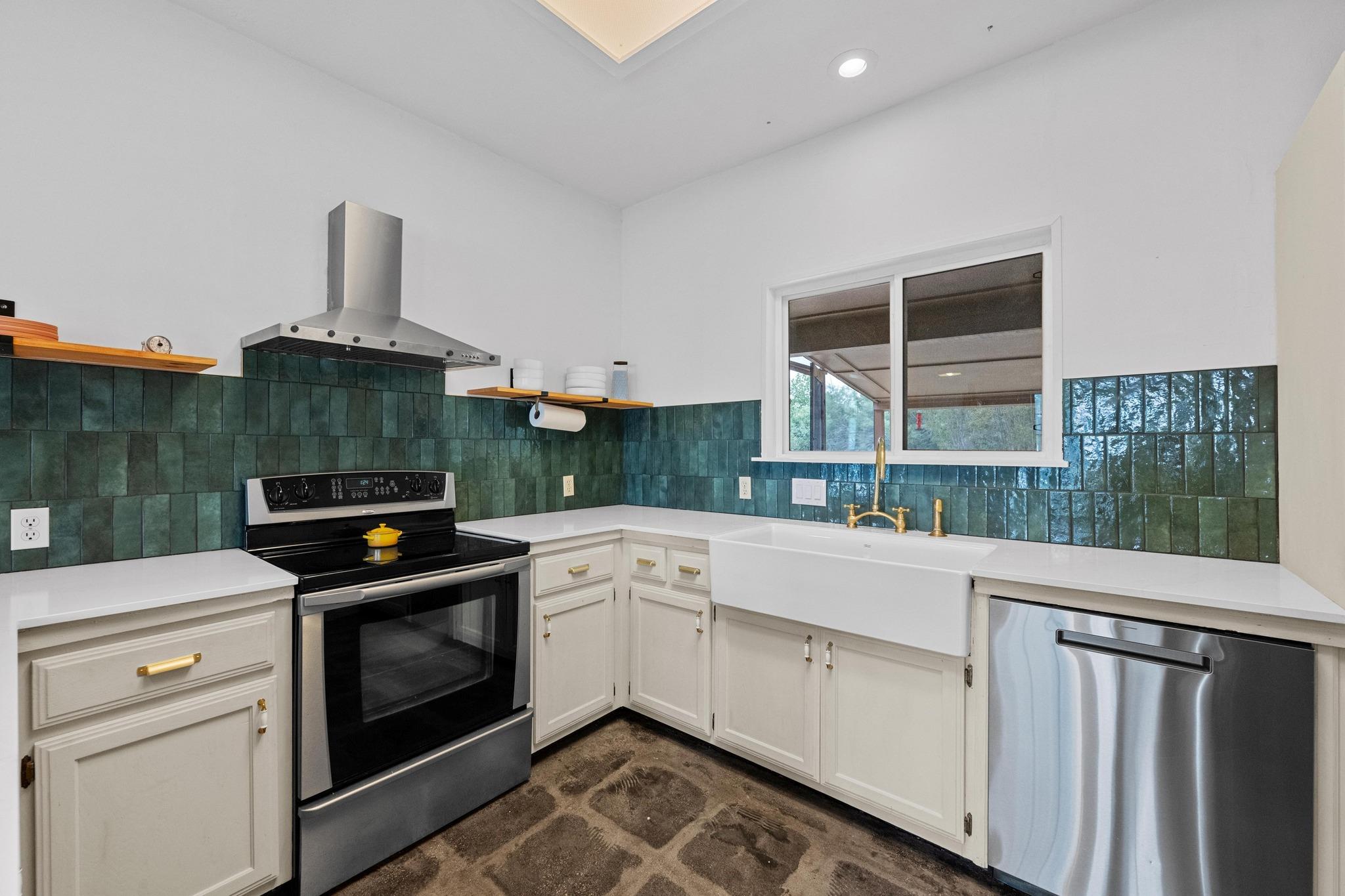 605 Canyon Wren Dr, Buda, TX 78610