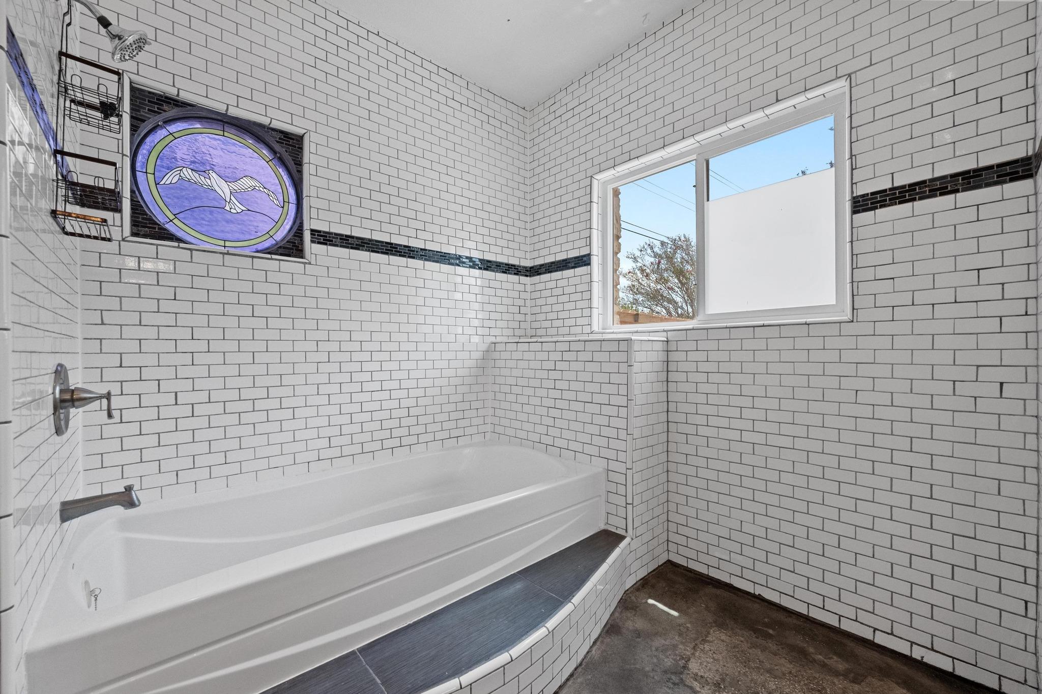 605 Canyon Wren Dr, Buda, TX 78610