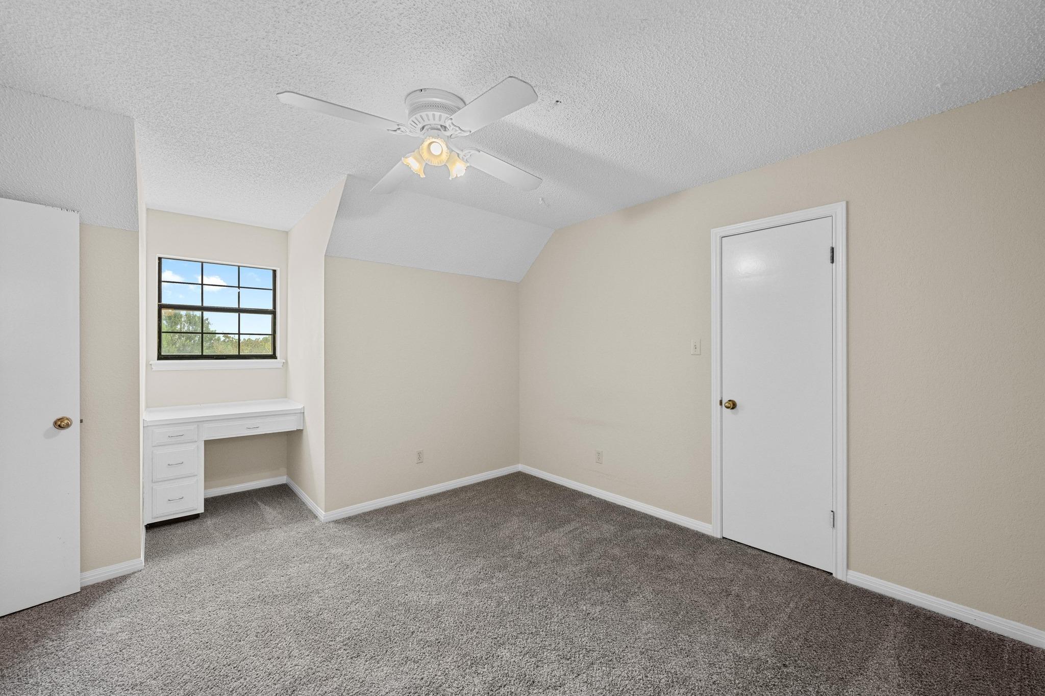 605 Canyon Wren Dr, Buda, TX 78610