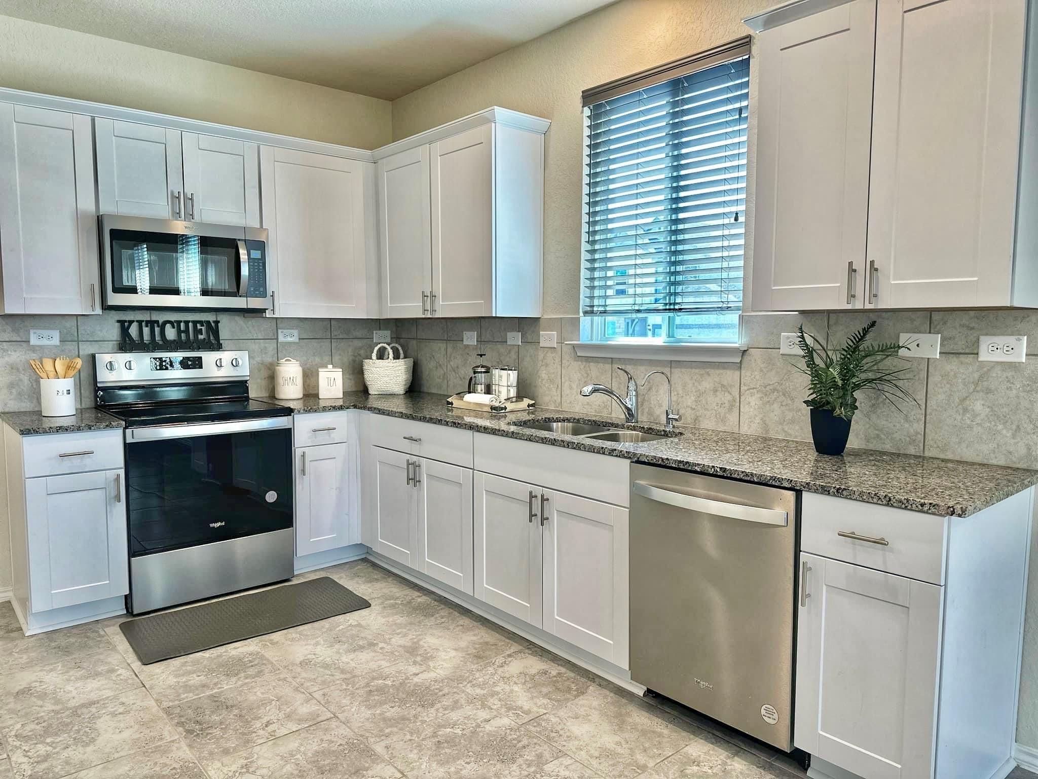 3111 Red Columbine St, New Braunfels, TX 78130