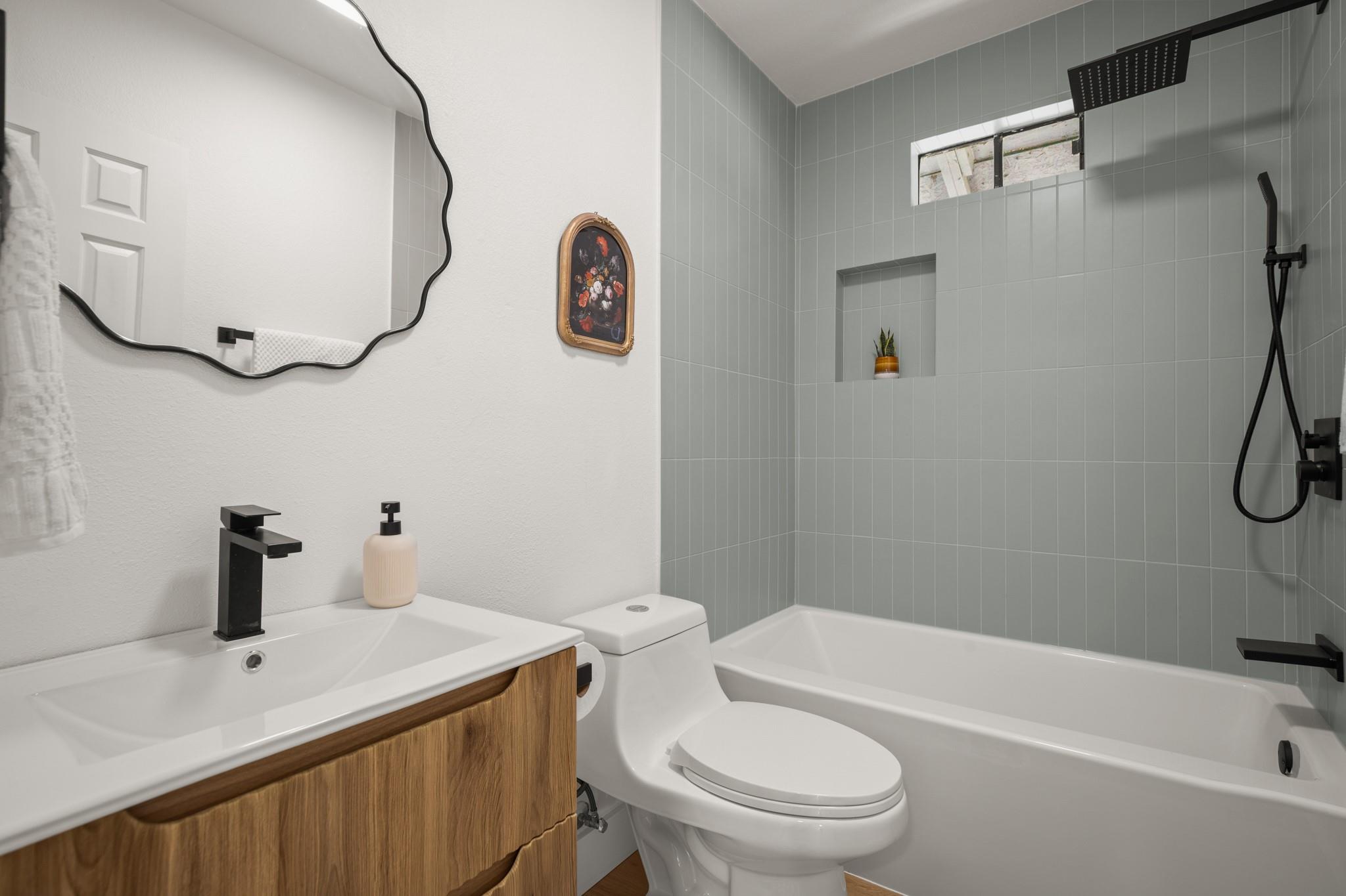 3002 Webberville Rd # 1, Austin, TX 78702