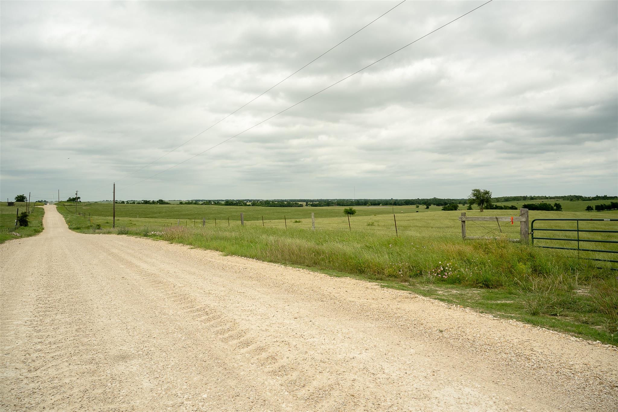 1716 CR 469, Coupland, TX 78615