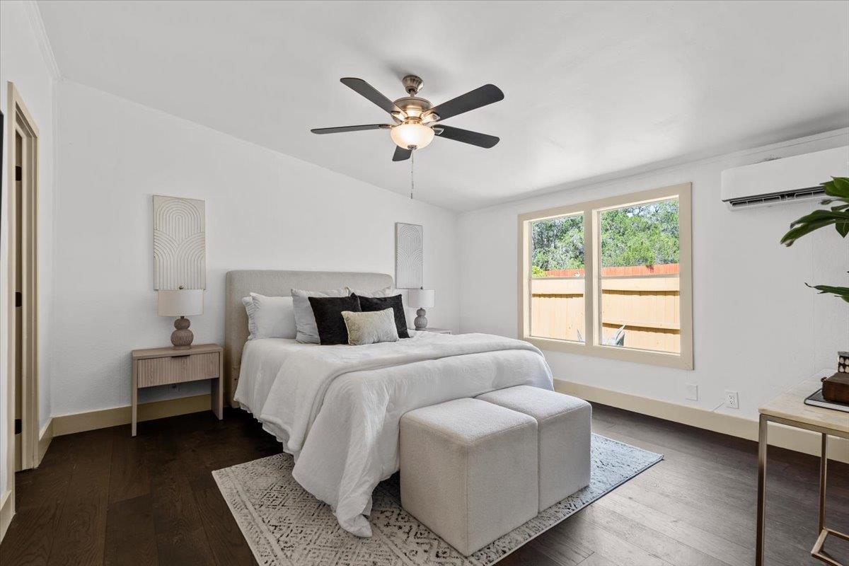 21503 Coyote Trl, Lago Vista, TX 78645