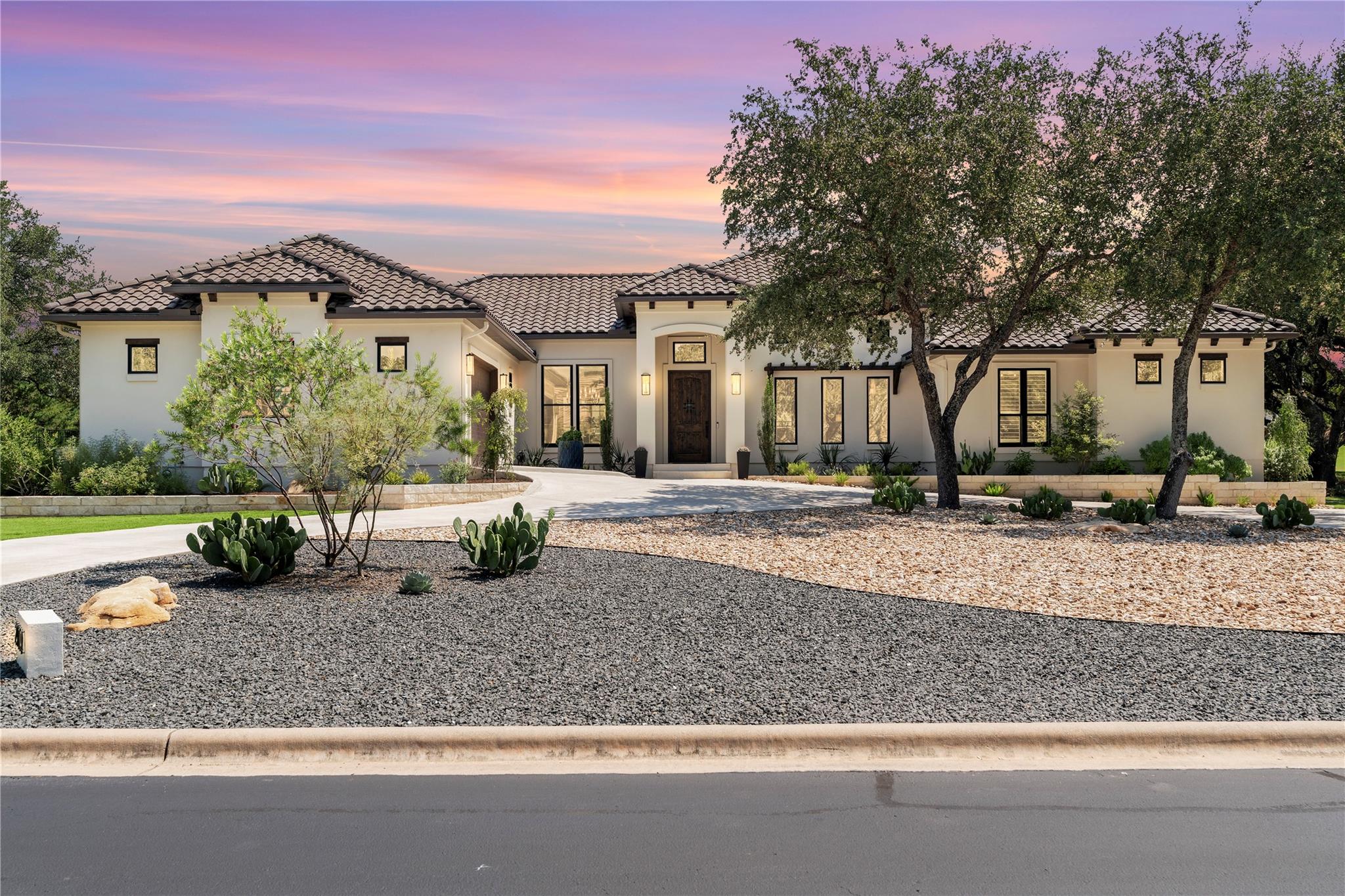 27119 Founders Pl, Spicewood, TX 78669