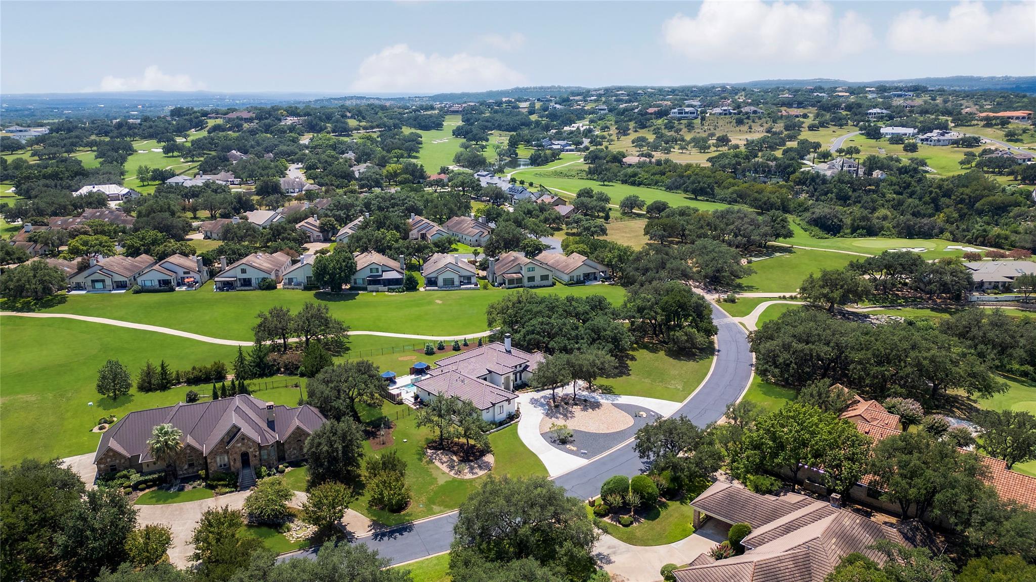 27119 Founders Pl, Spicewood, TX 78669