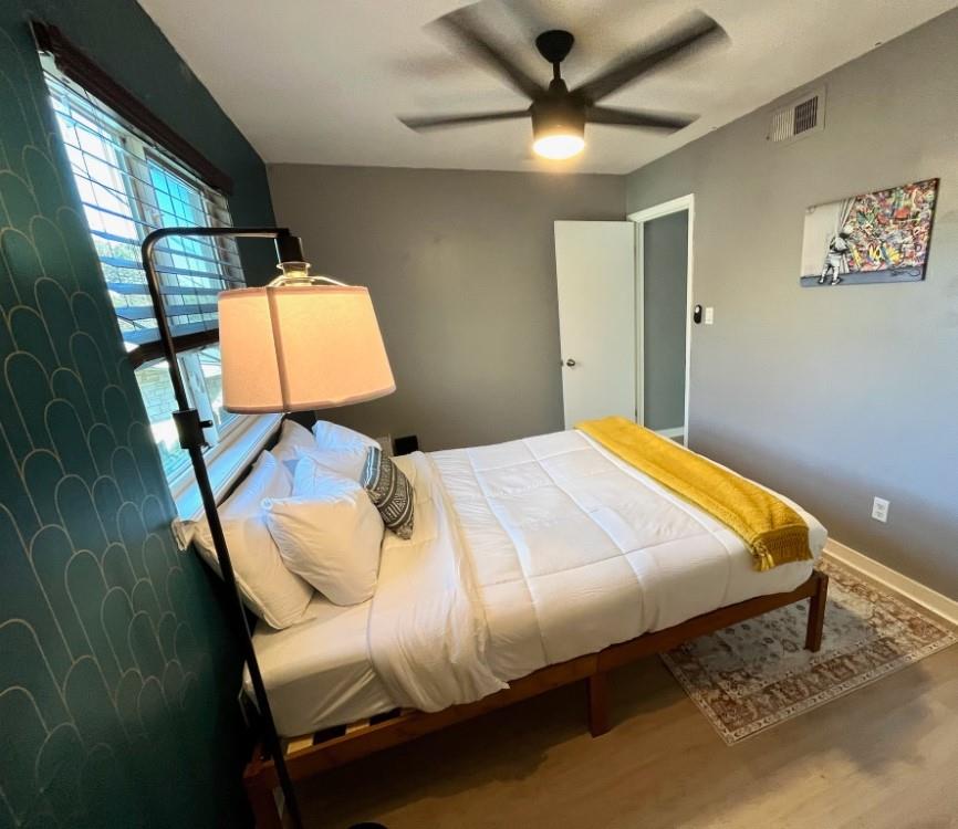 2302 E Side Dr # 30, Austin, TX 78704
