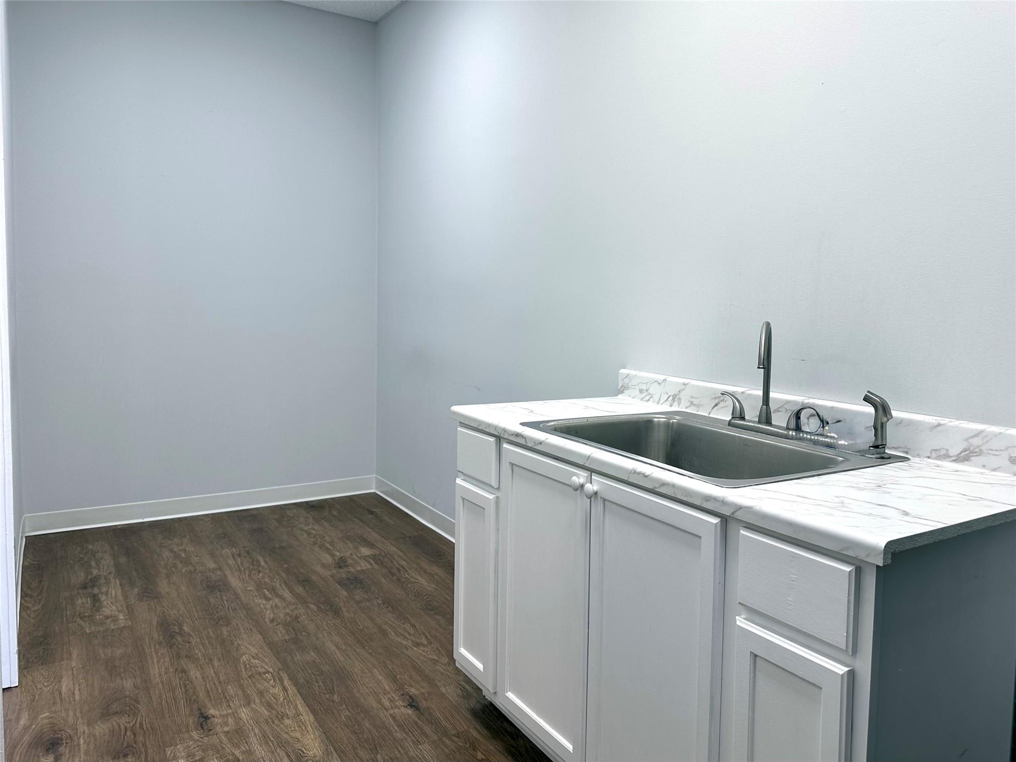 609 E University Ave # 110, Georgetown, TX 78626