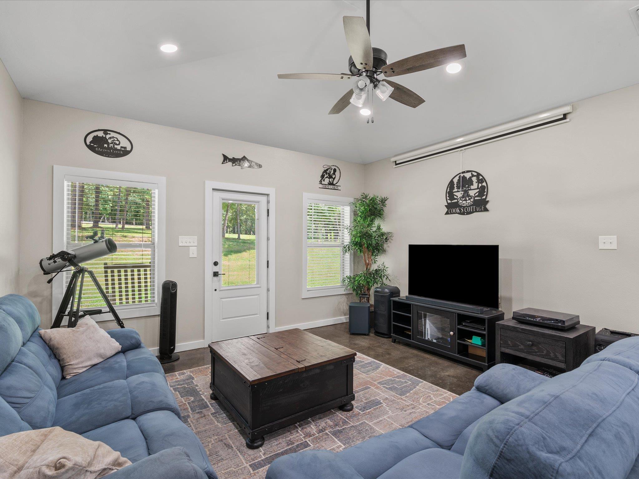 1386 Private Rd 1313, Centerville, TX 75833