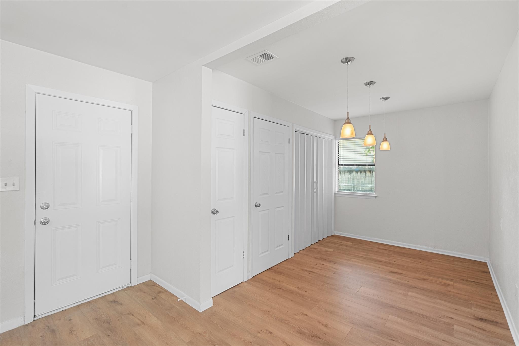 806 W 8th St, Georgetown, TX 78626