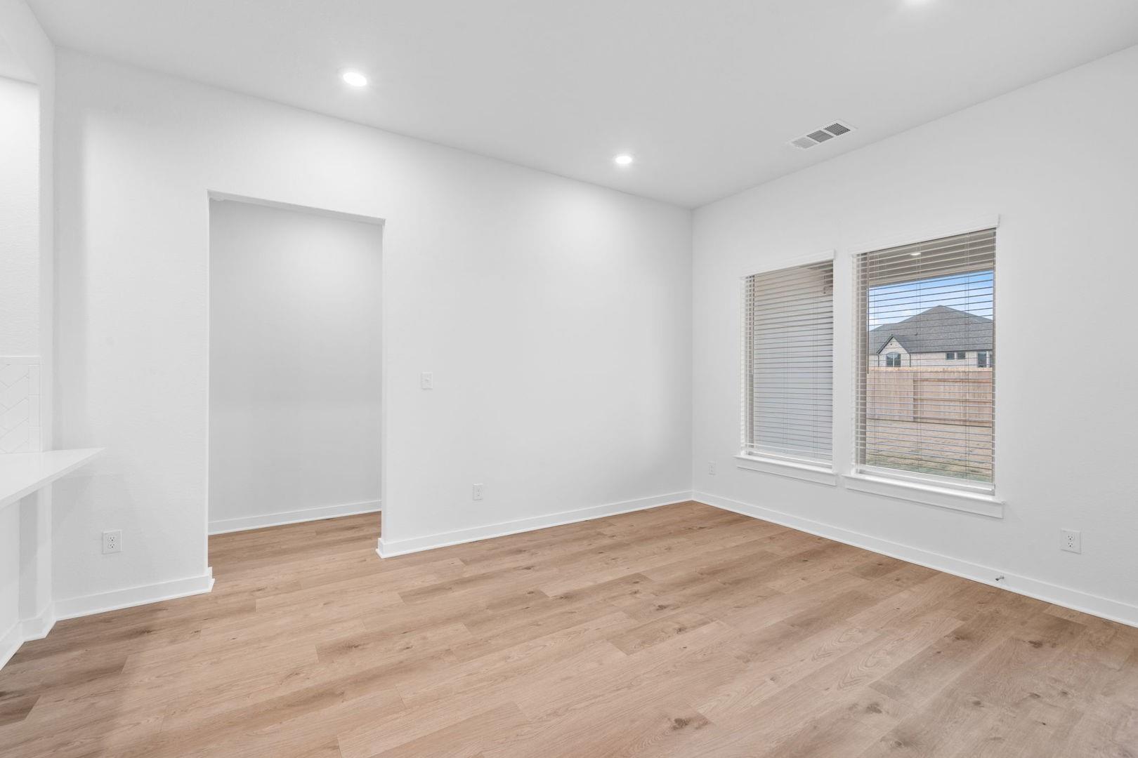 313 Royal Fern Rd, Hutto, TX 78634