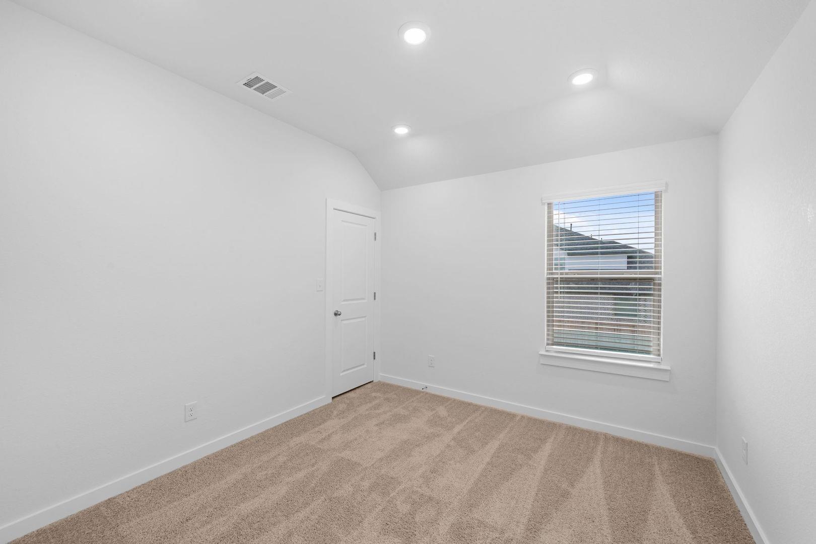 313 Royal Fern Rd, Hutto, TX 78634