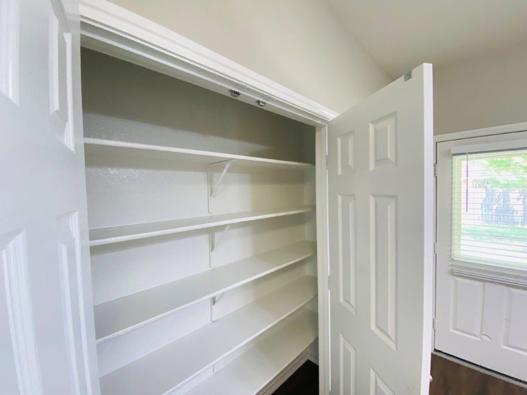 124 Easy St, Hutto, TX 78634