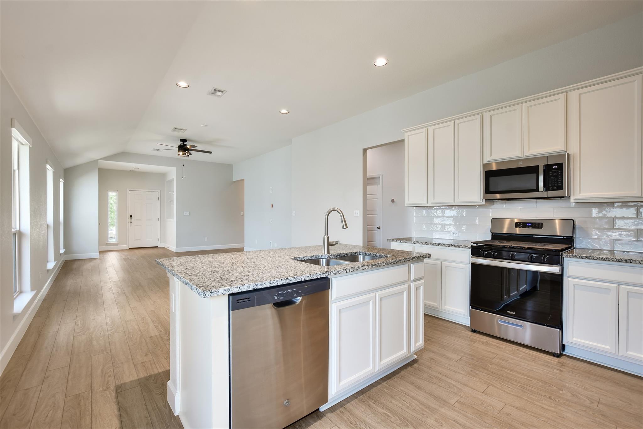 341 Gaida Loop, Georgetown, TX 78628