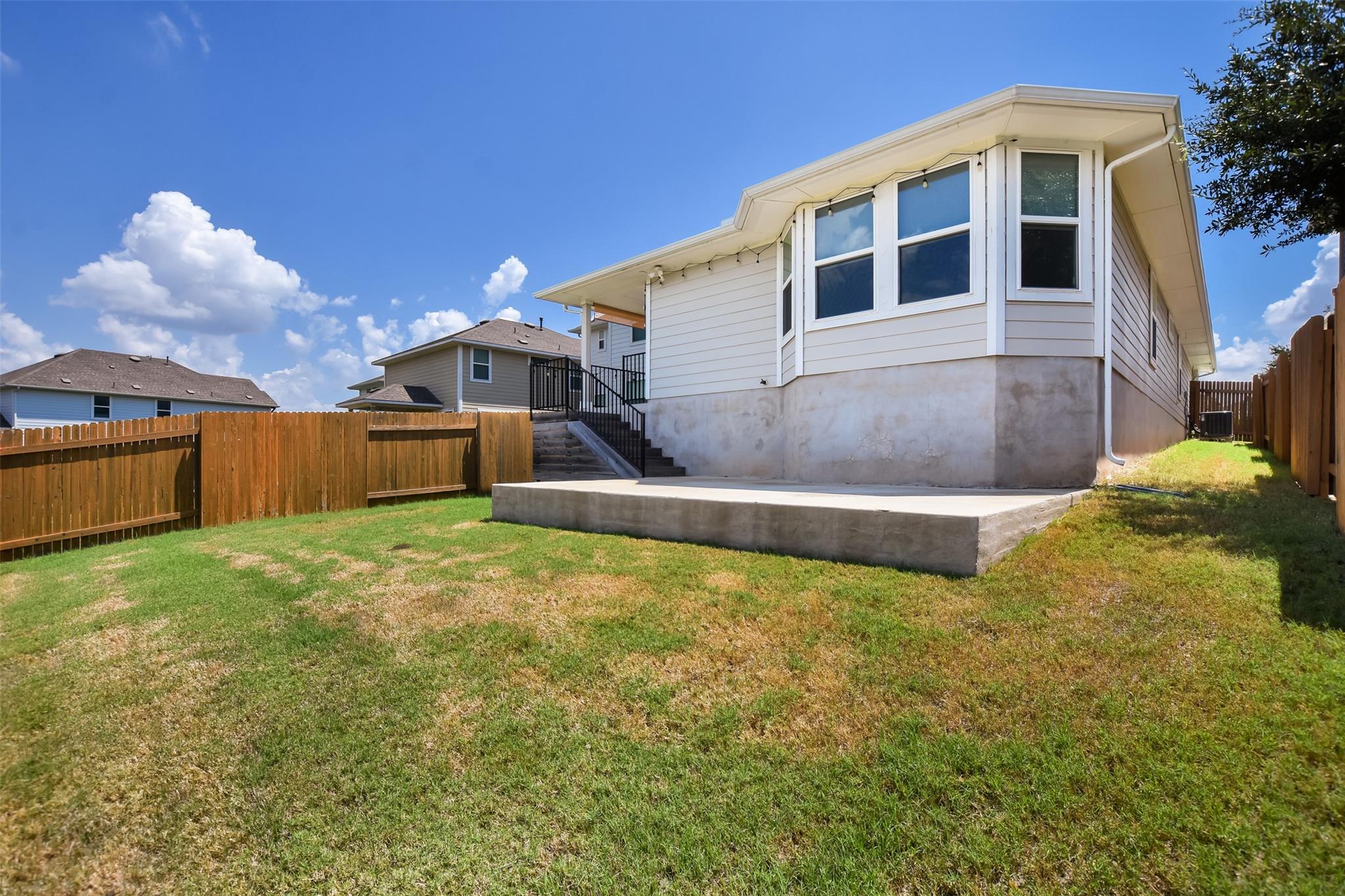 341 Gaida Loop, Georgetown, TX 78628