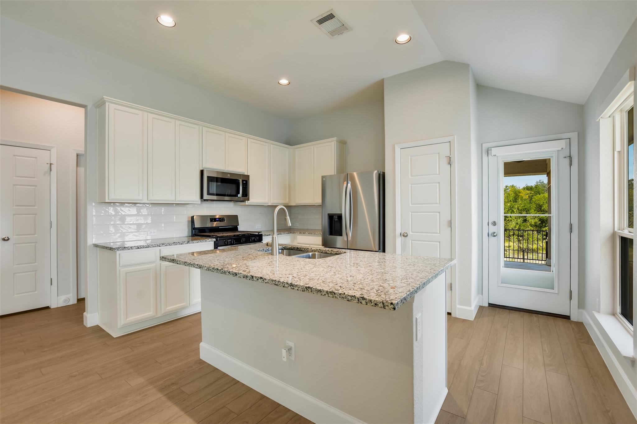 341 Gaida Loop, Georgetown, TX 78628