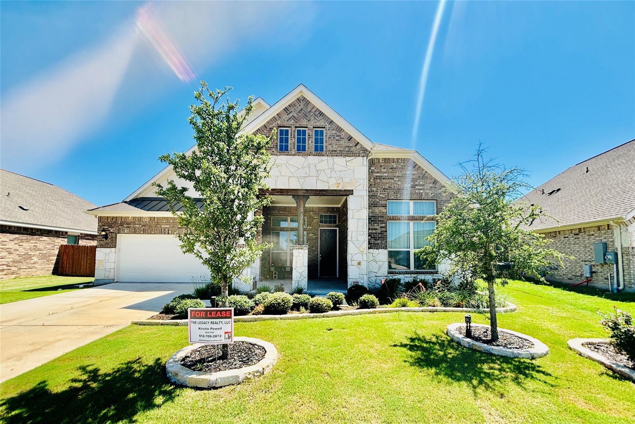 808 Clear Spring Ln, Leander, TX 78641