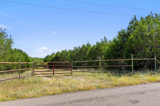 000 Watson-Yeary Rd, Lampasas, TX 76550