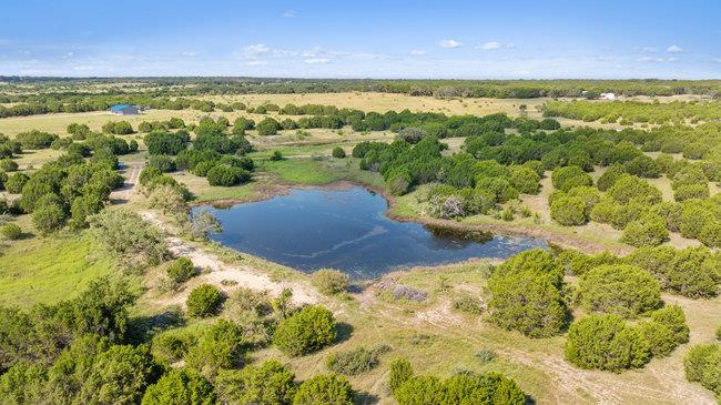 000 Watson-Yeary Rd, Lampasas, TX 76550