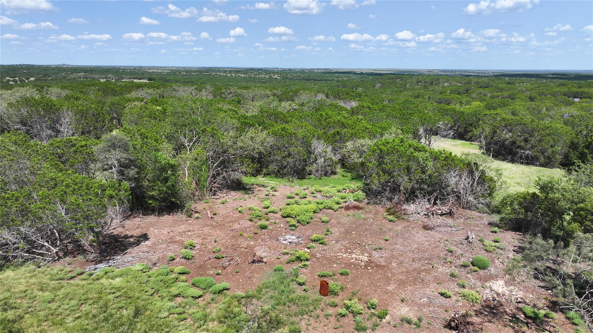 397 Donnie Dr, Lampasas, TX 76550