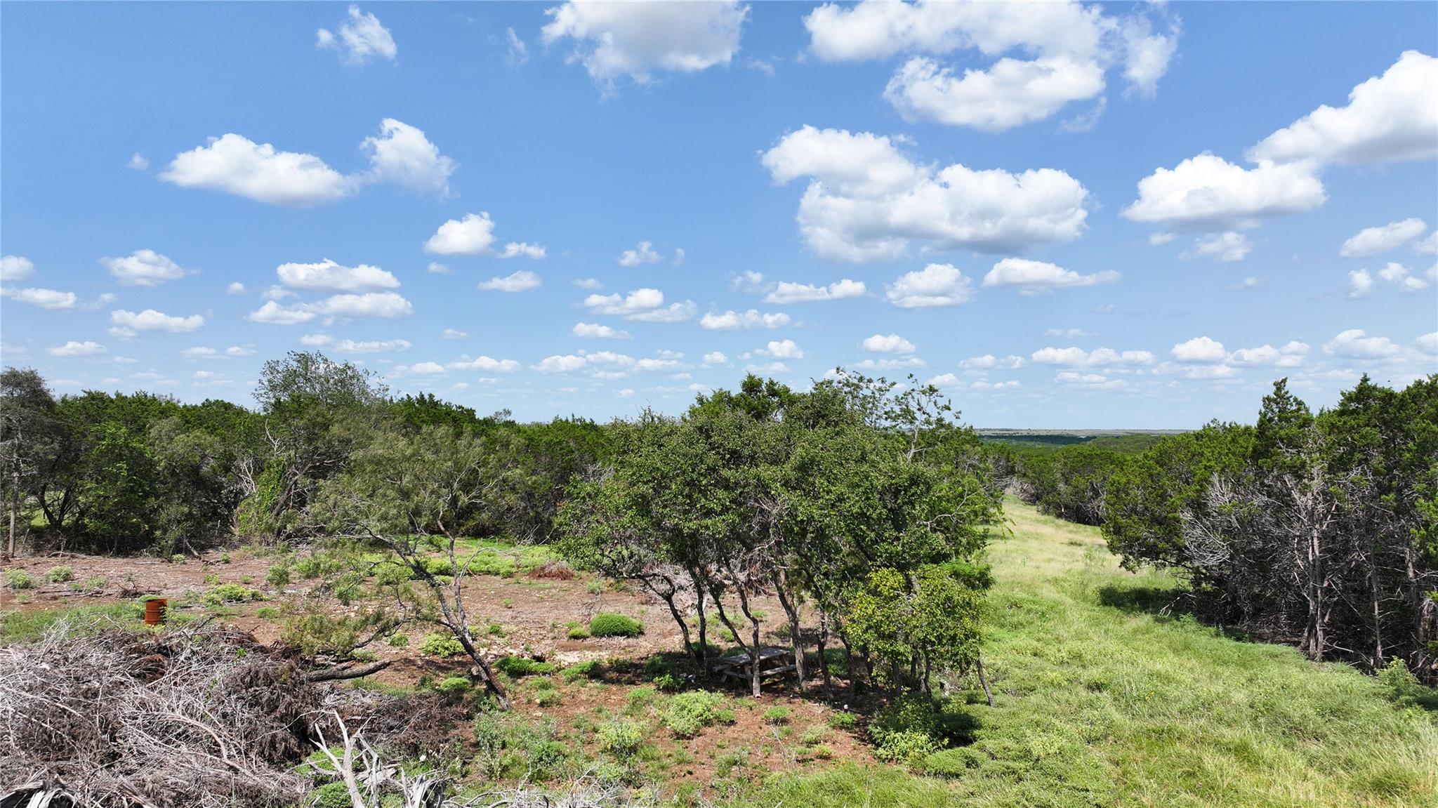 397 Donnie Dr, Lampasas, TX 76550