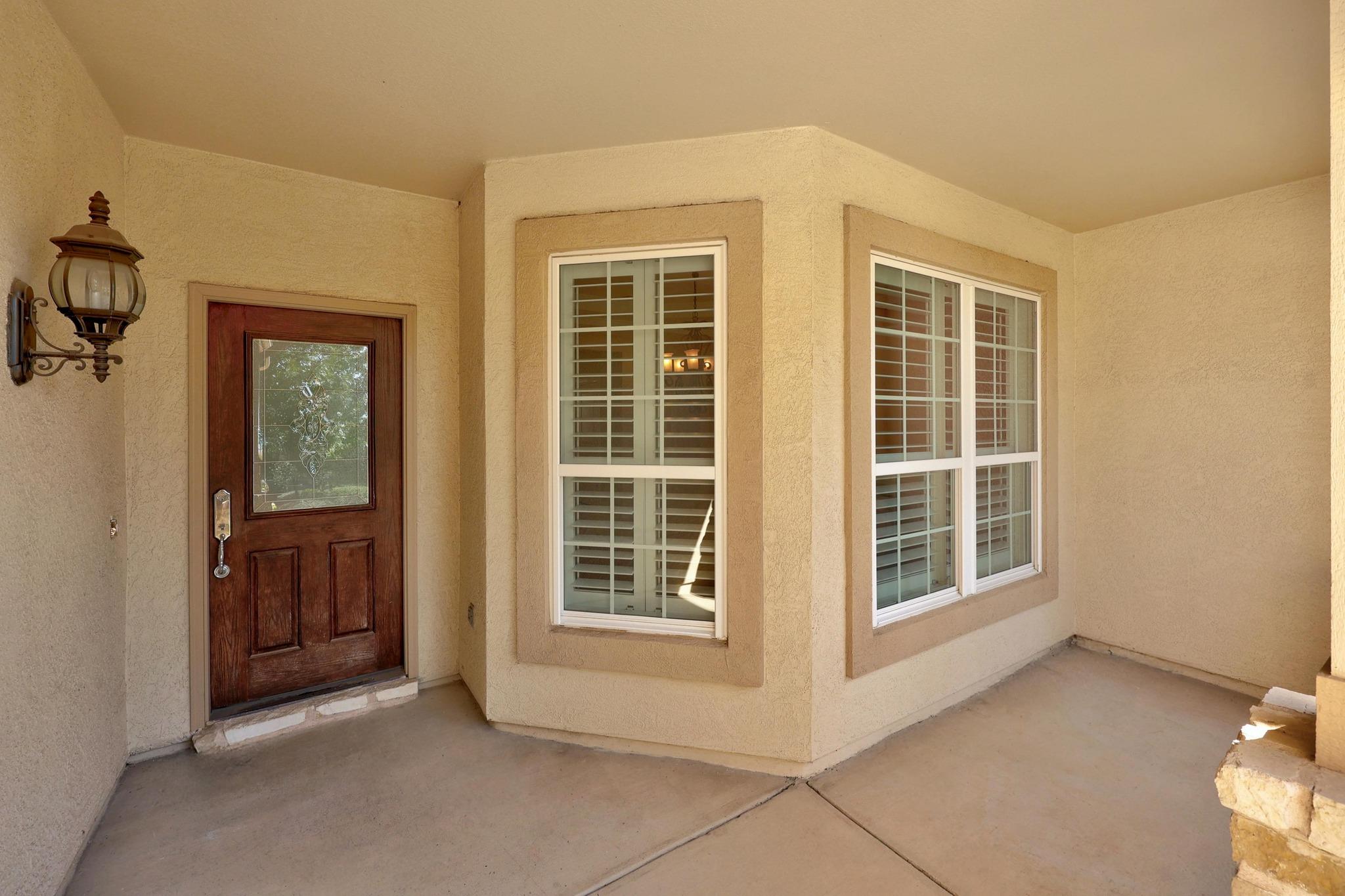 416 Palmetto Dr, Georgetown, TX 78633