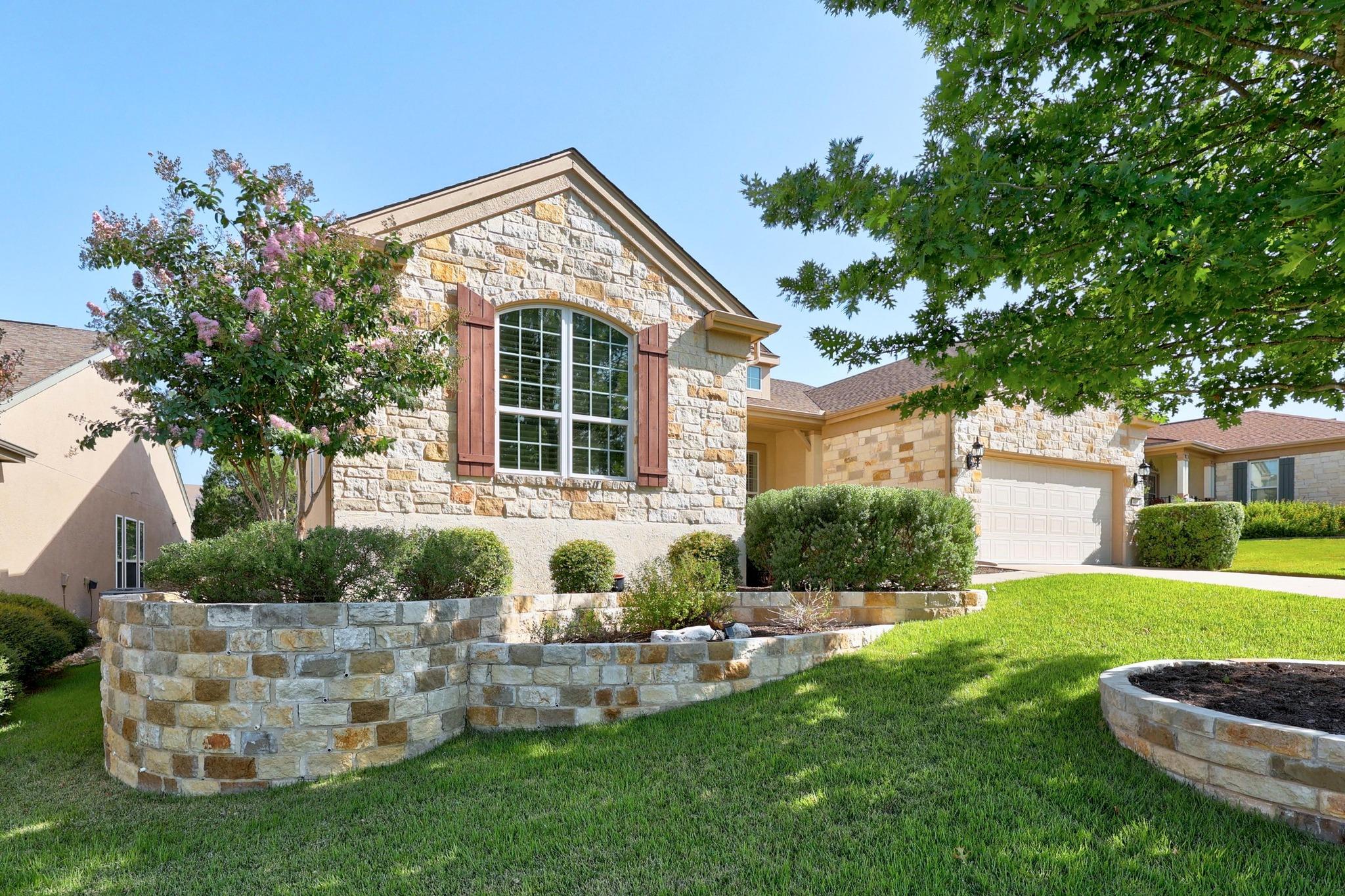 416 Palmetto Dr, Georgetown, TX 78633