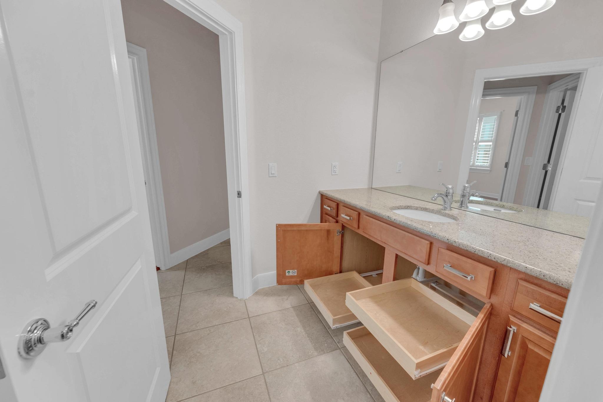 416 Palmetto Dr, Georgetown, TX 78633